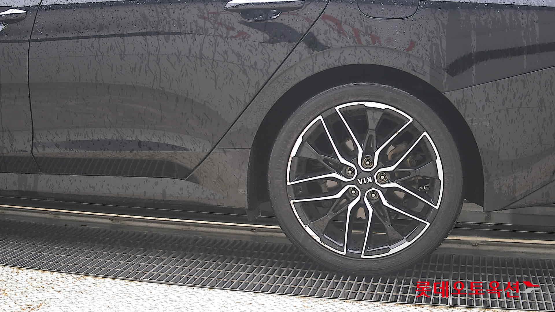 2020 - kia k5