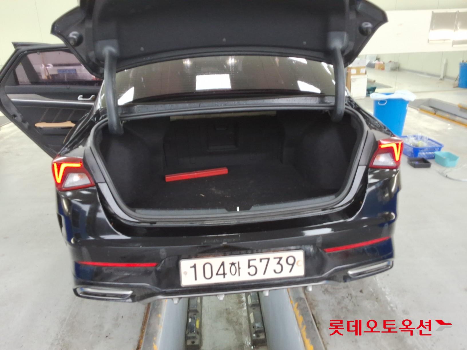 2020 - kia k5