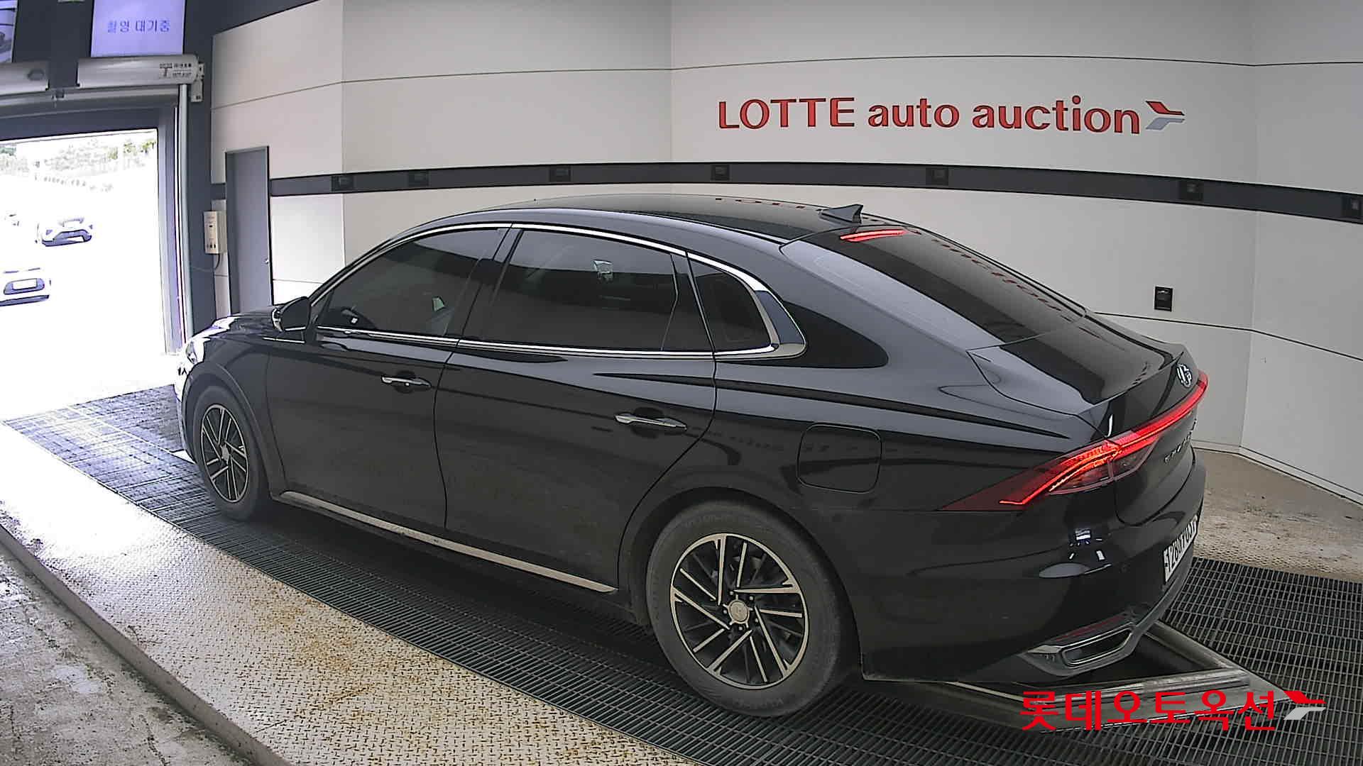 2020 - hyundai grandeur