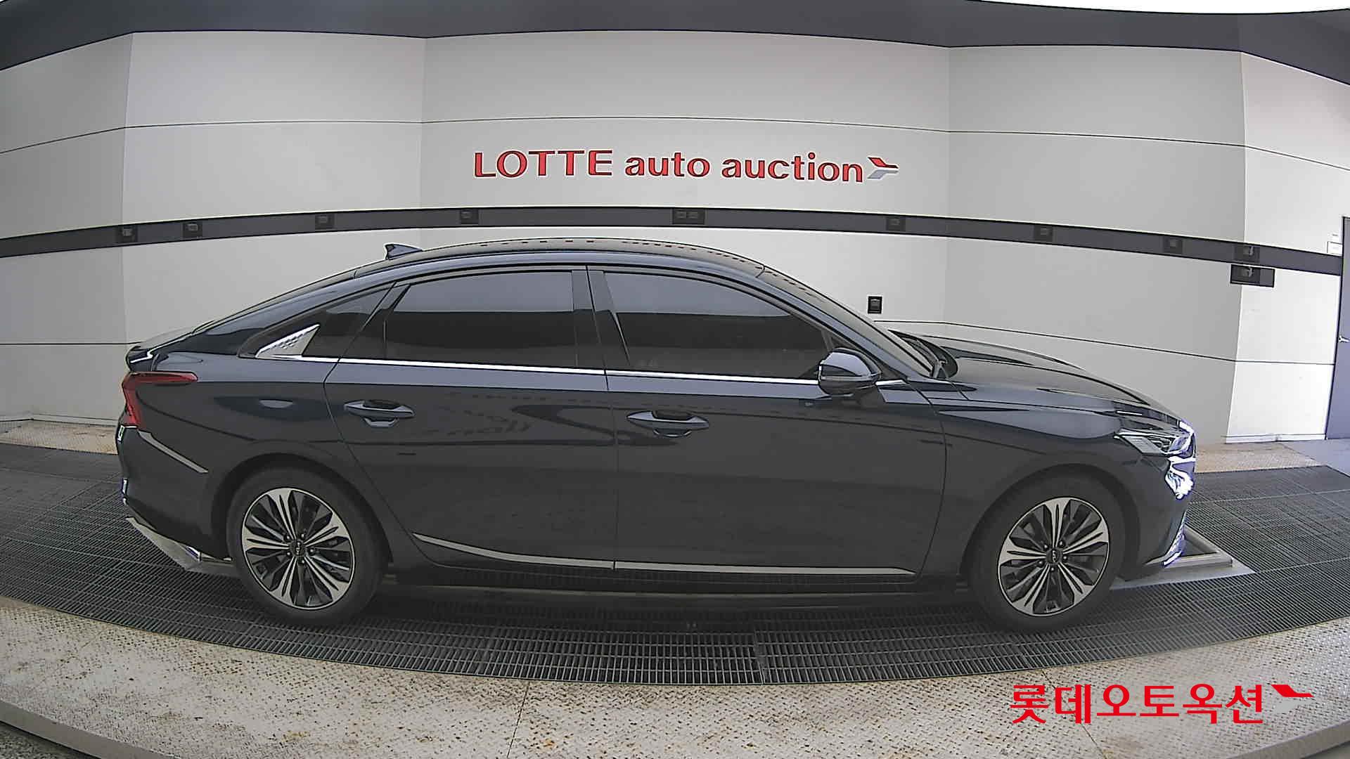 Kia K8 - 21