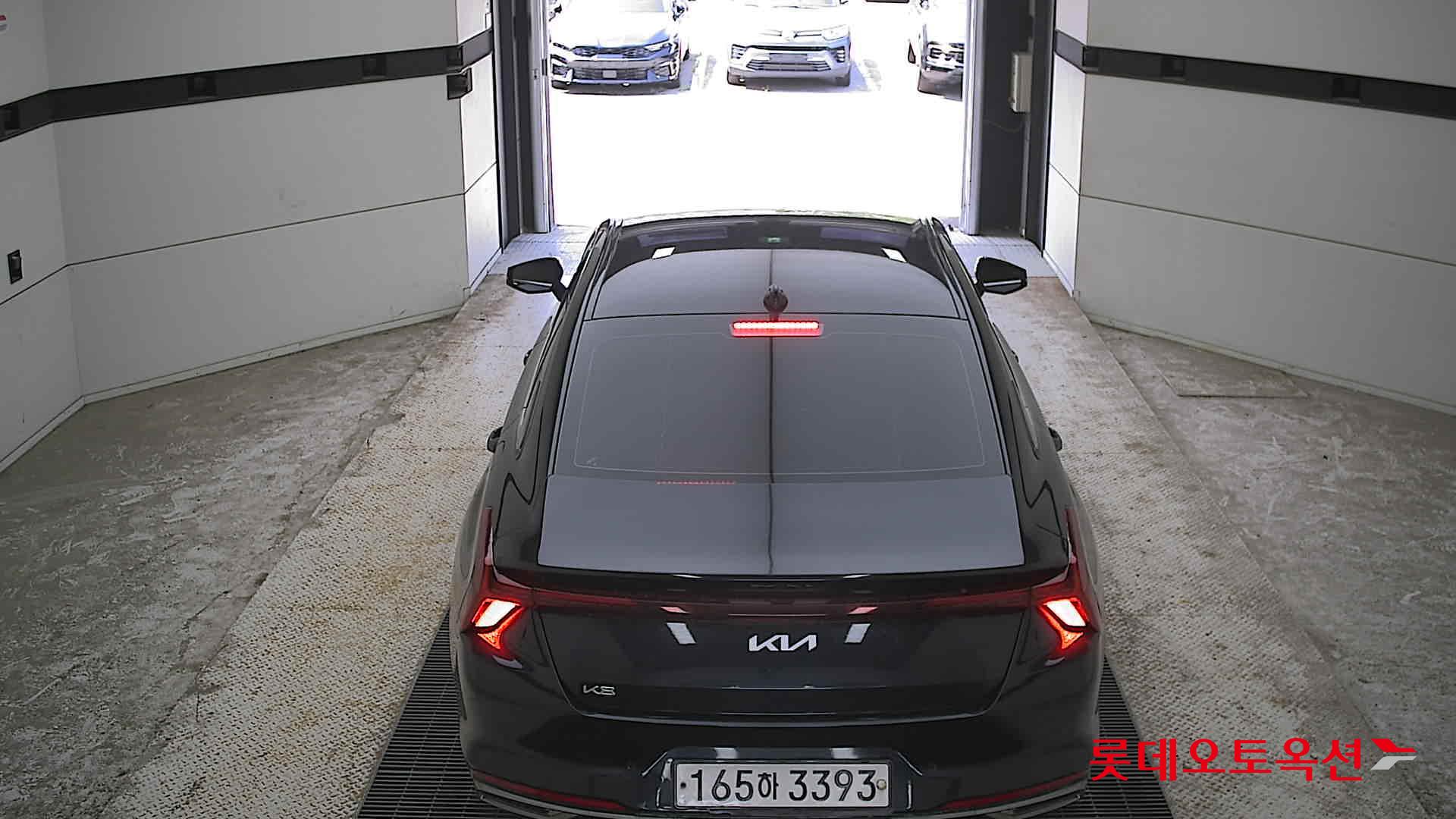 Kia K8 - 17