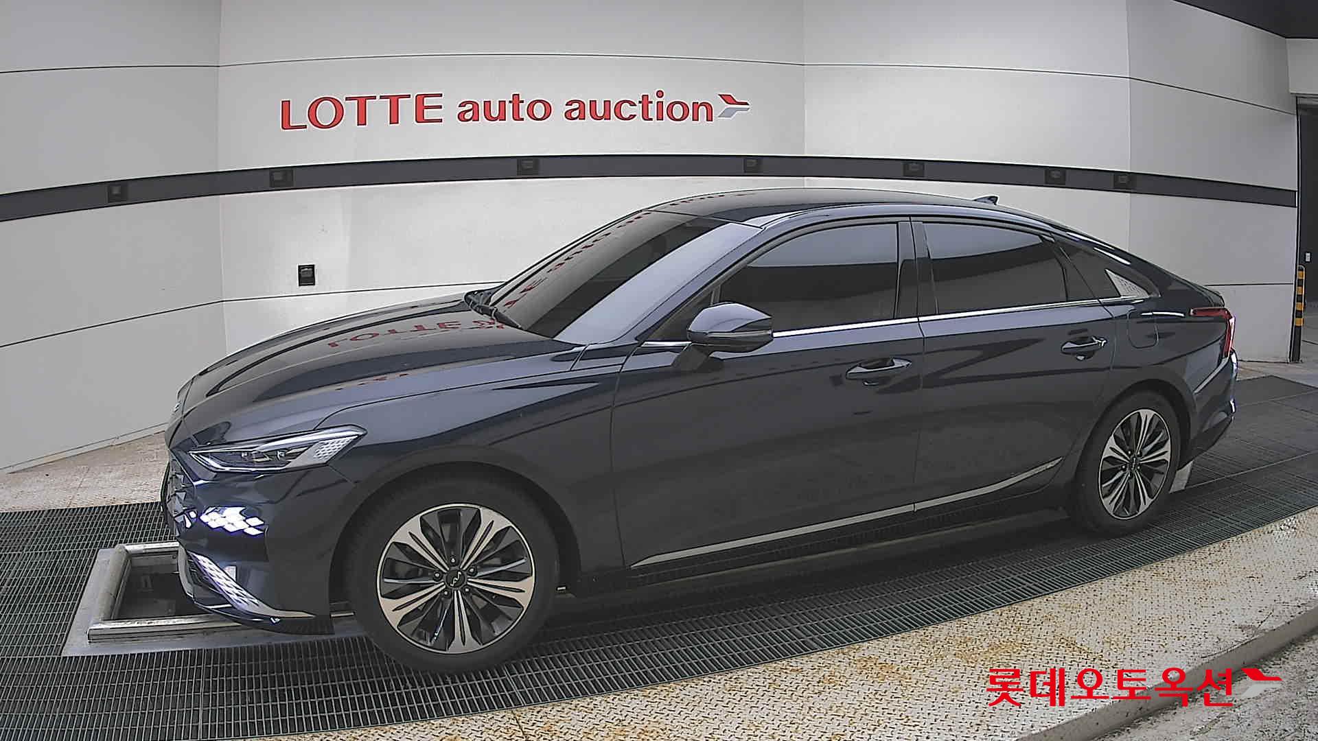Kia K8 - 12