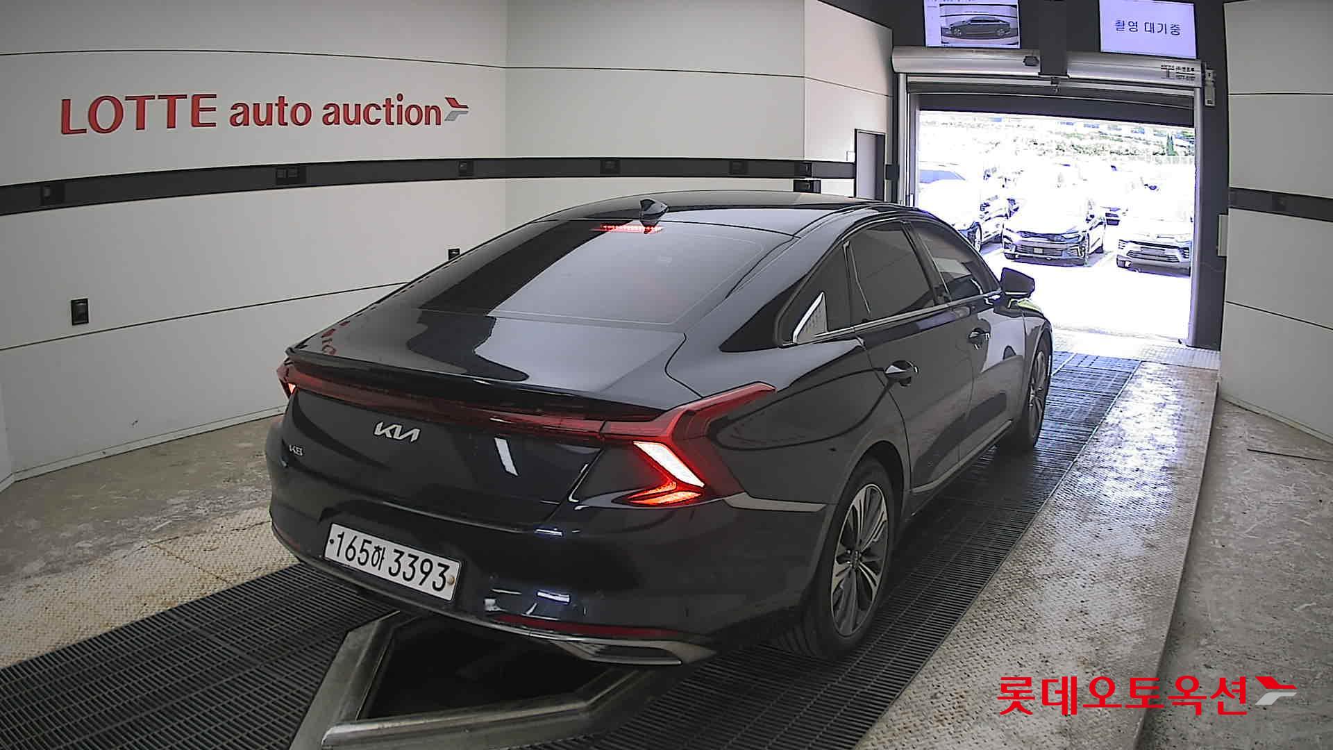 Kia K8 - 18