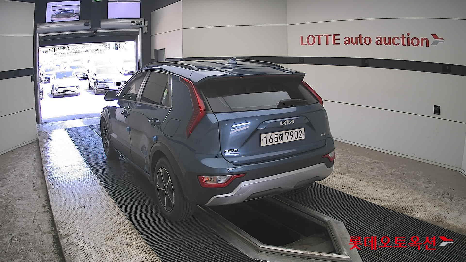 Kia Niro - 16