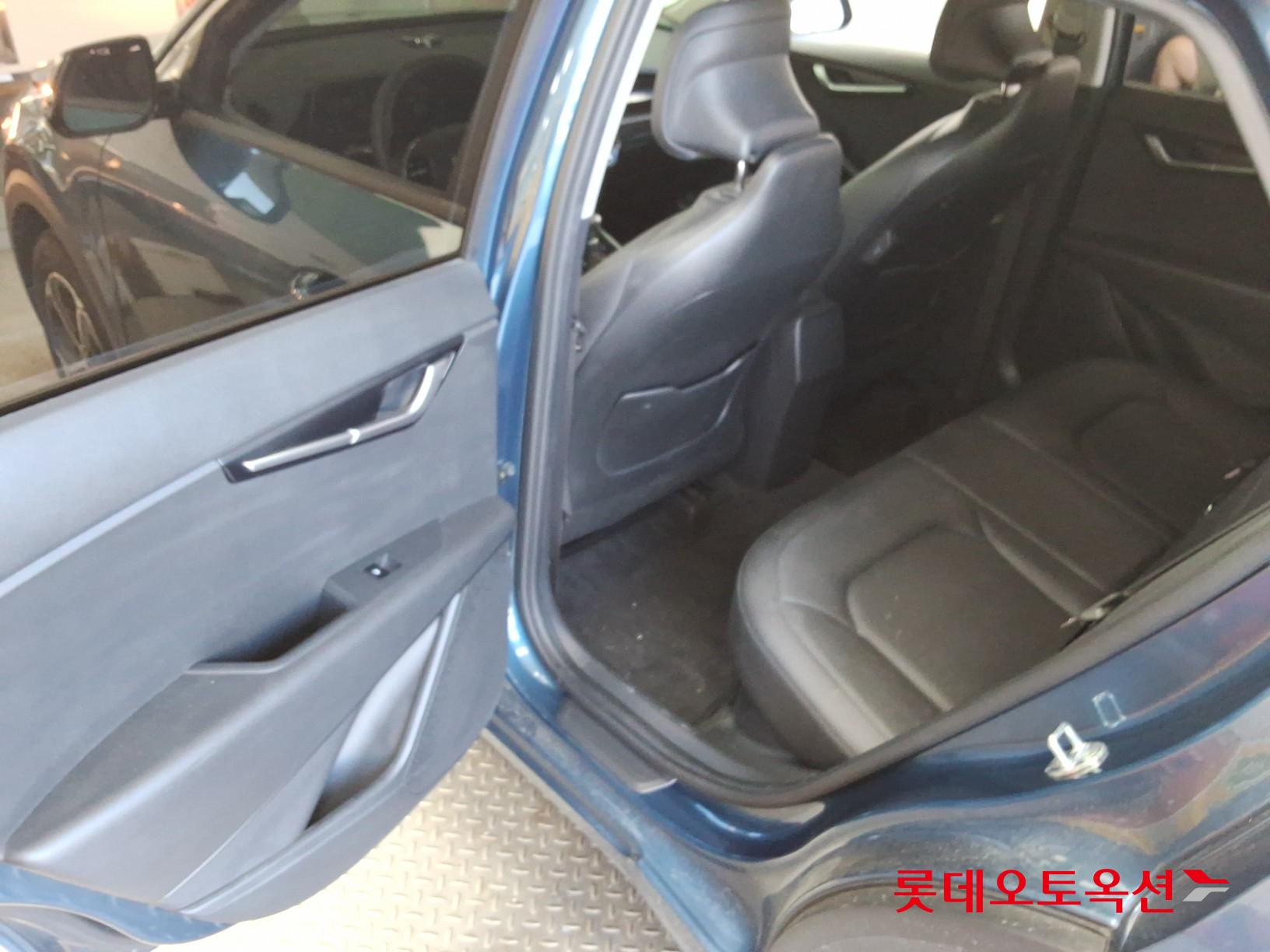Kia Niro - 37