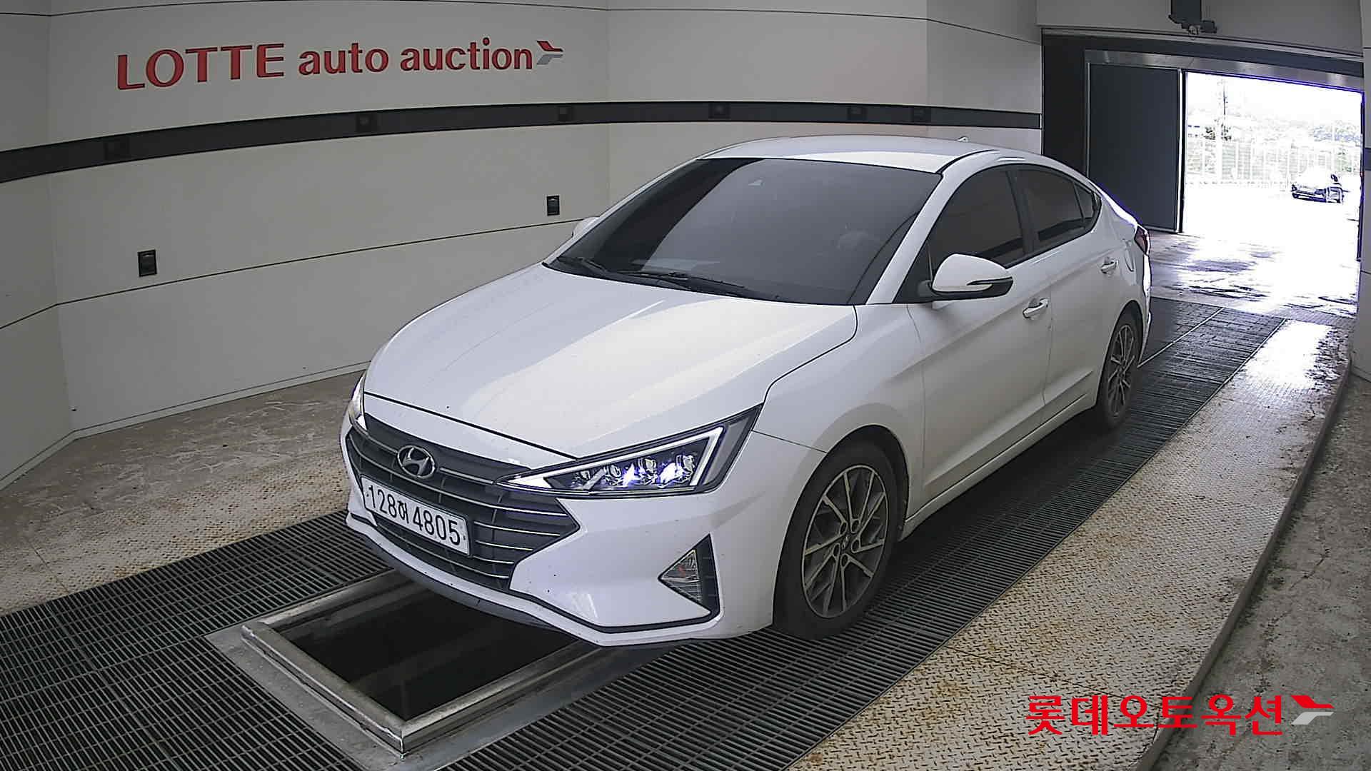 2020 - hyundai avante