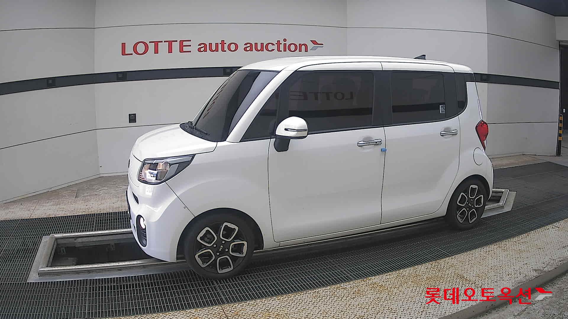2020 - kia ray