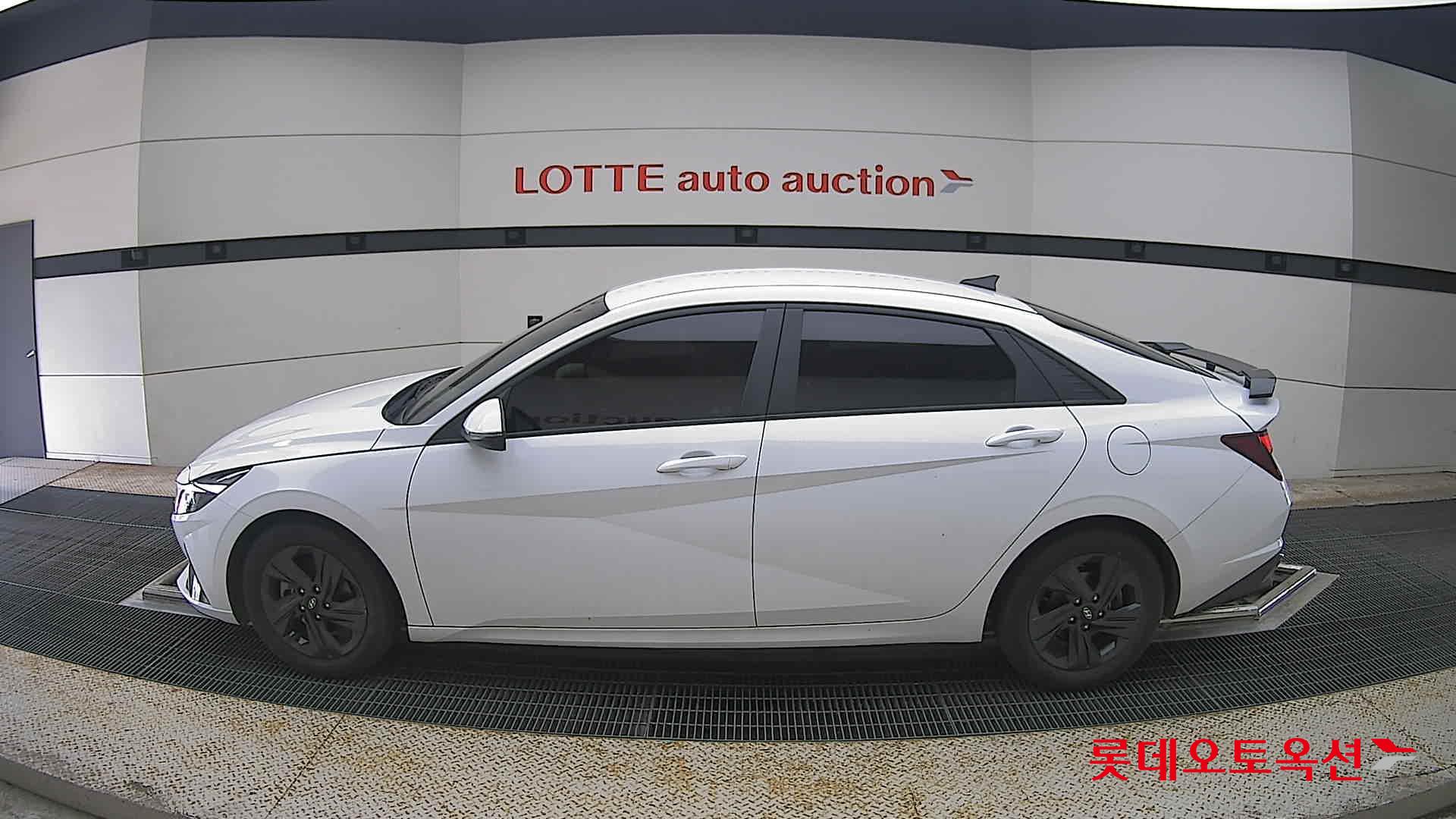2023 - hyundai avante