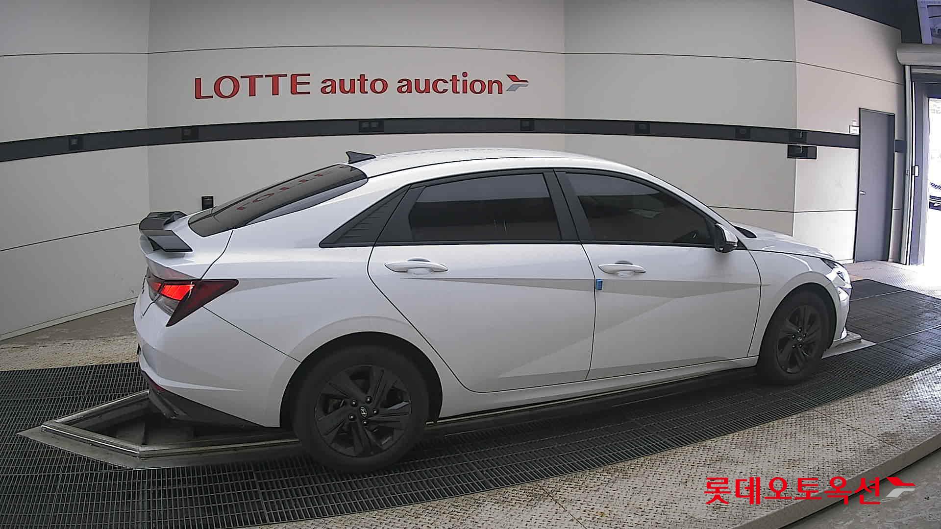 2023 - hyundai avante