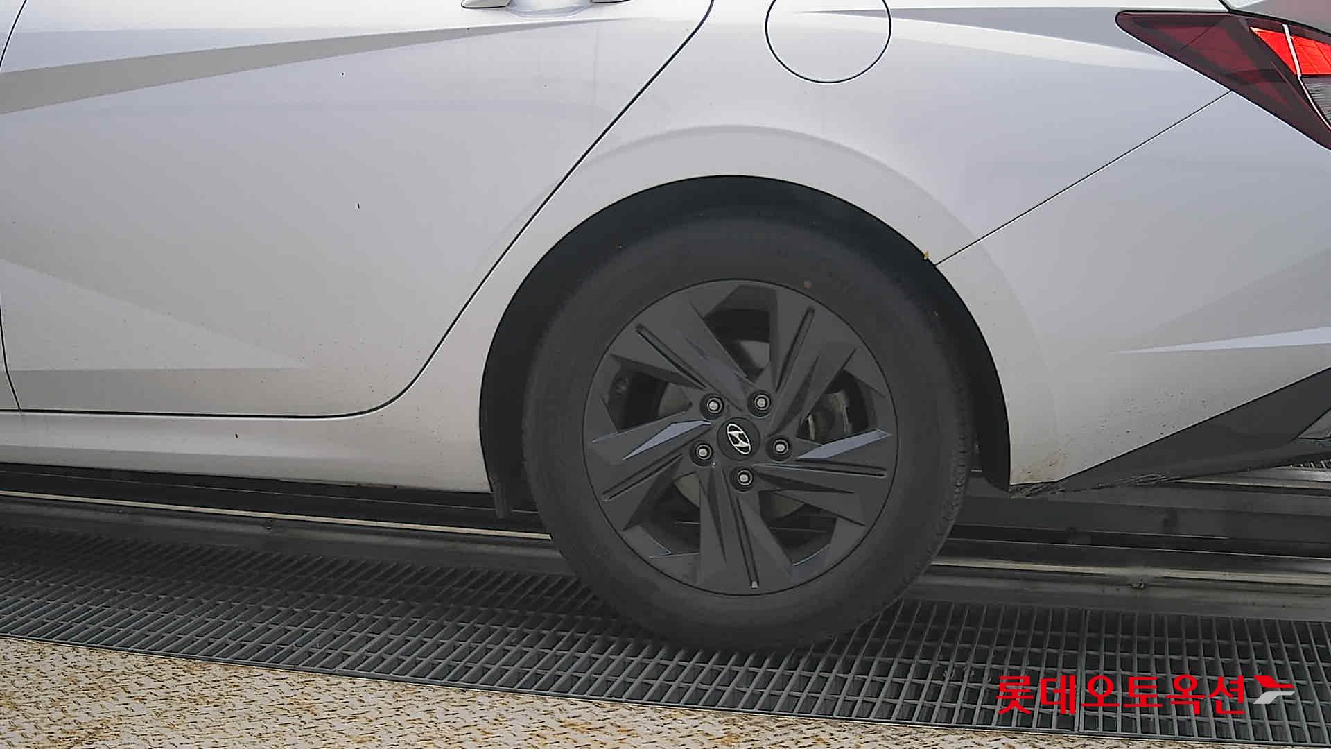 2023 - hyundai avante