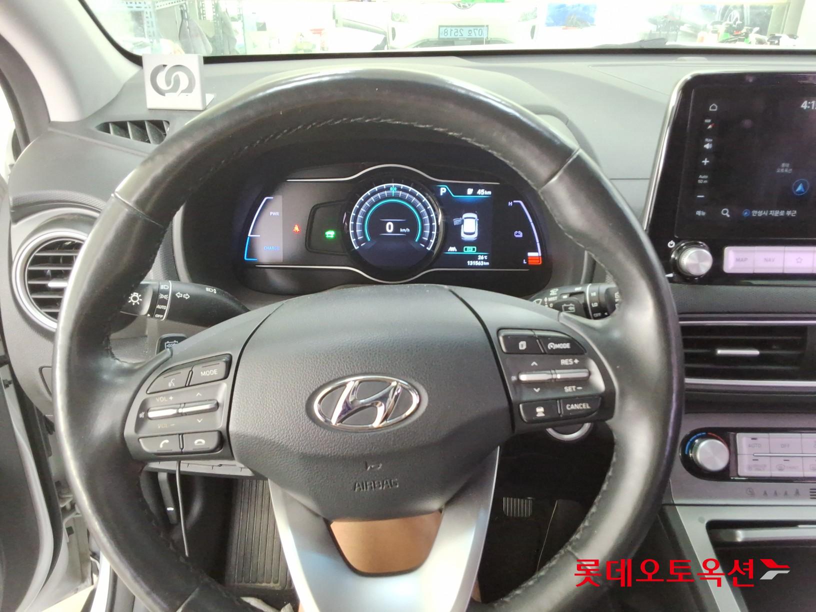 2020 - hyundai kona