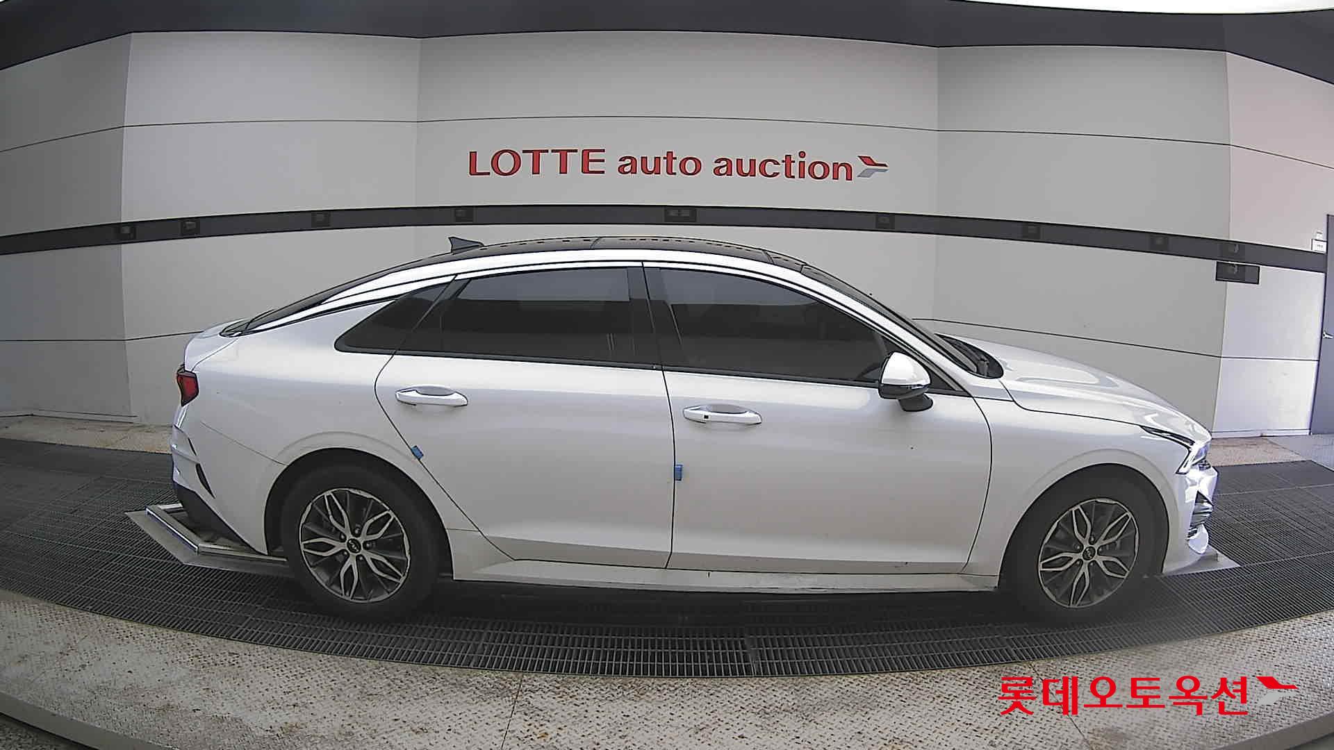 Kia K5 - 21
