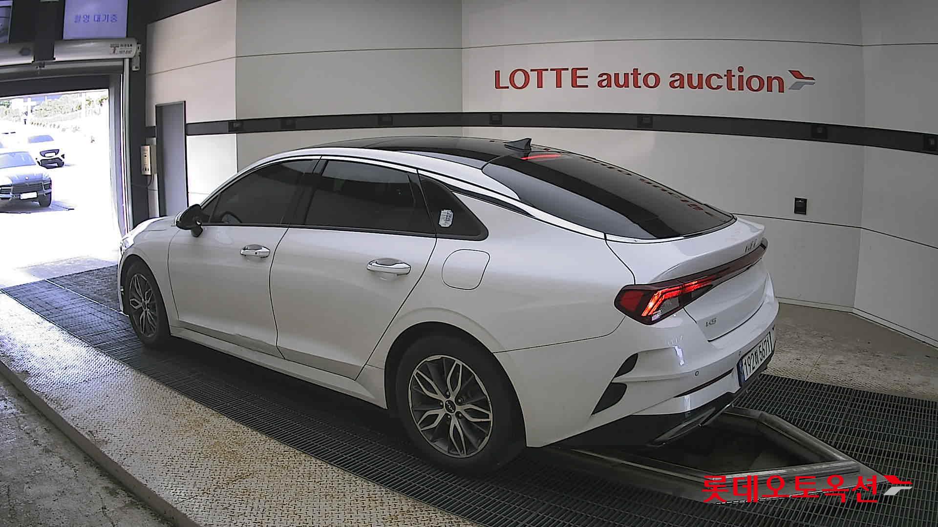 Kia K5 - 15