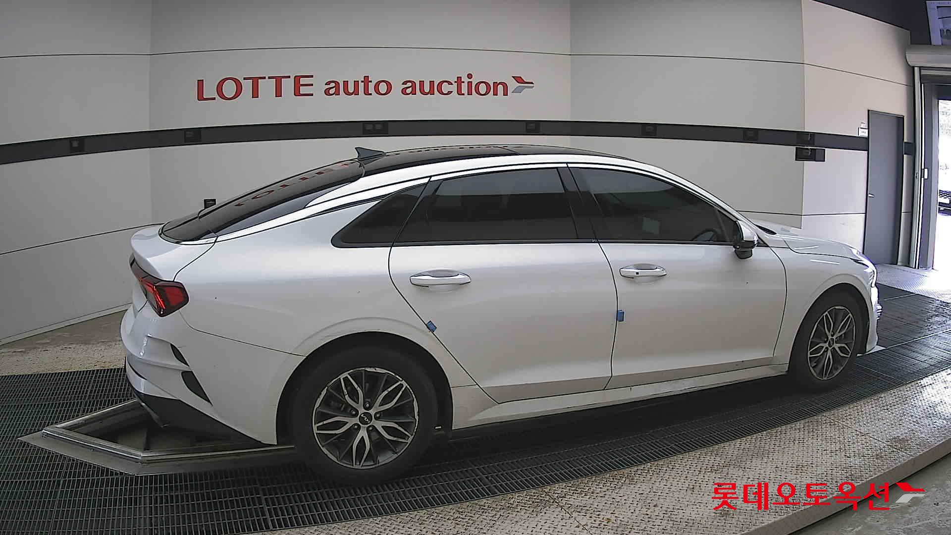 Kia K5 - 20