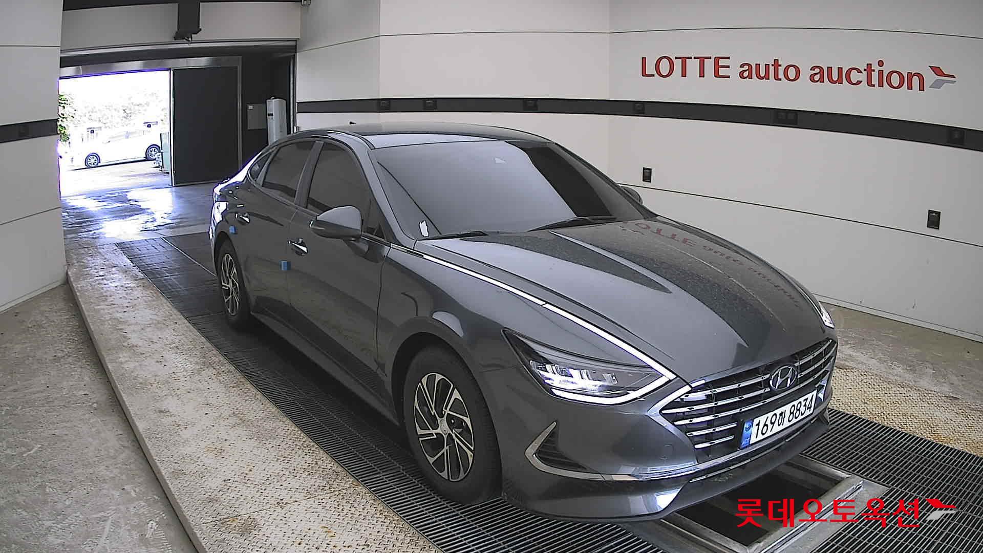 Hyundai Sonata - 6