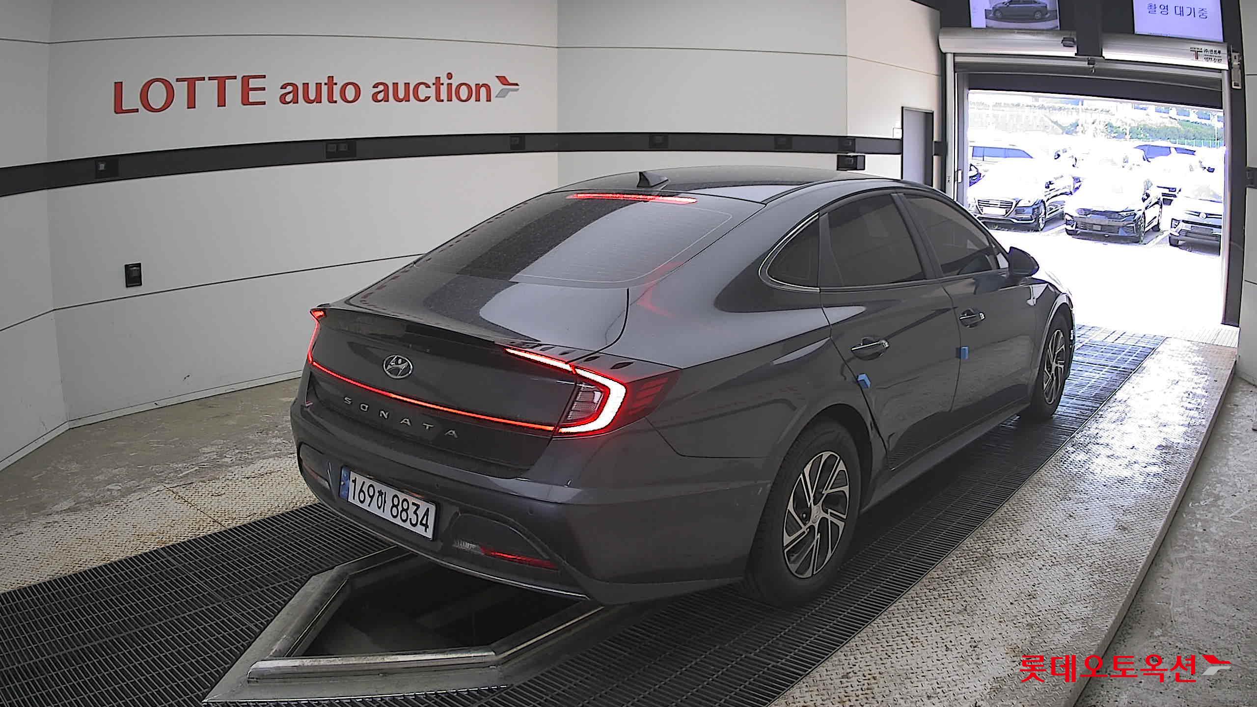 Hyundai Sonata - 5