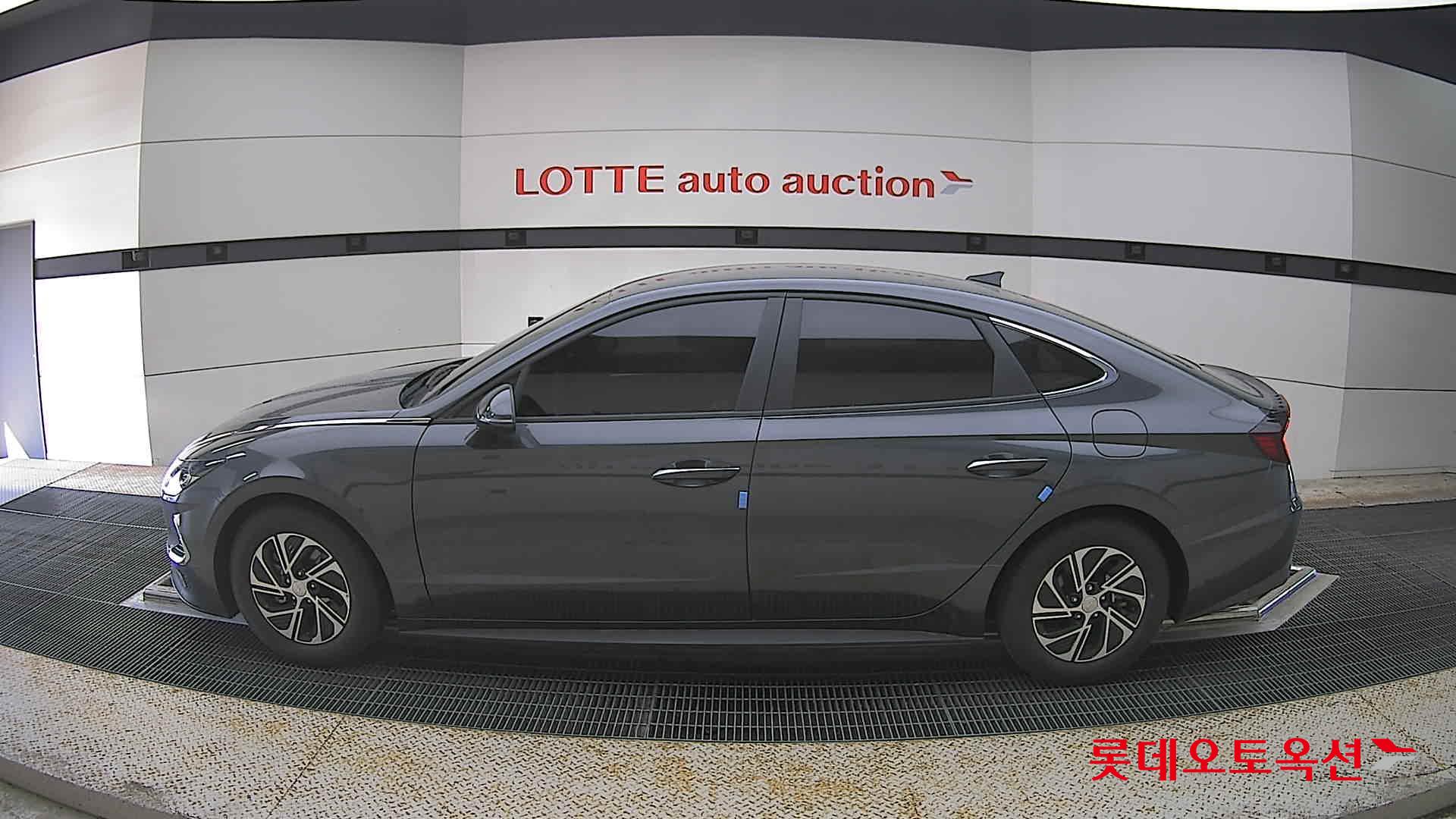 Hyundai Sonata - 13