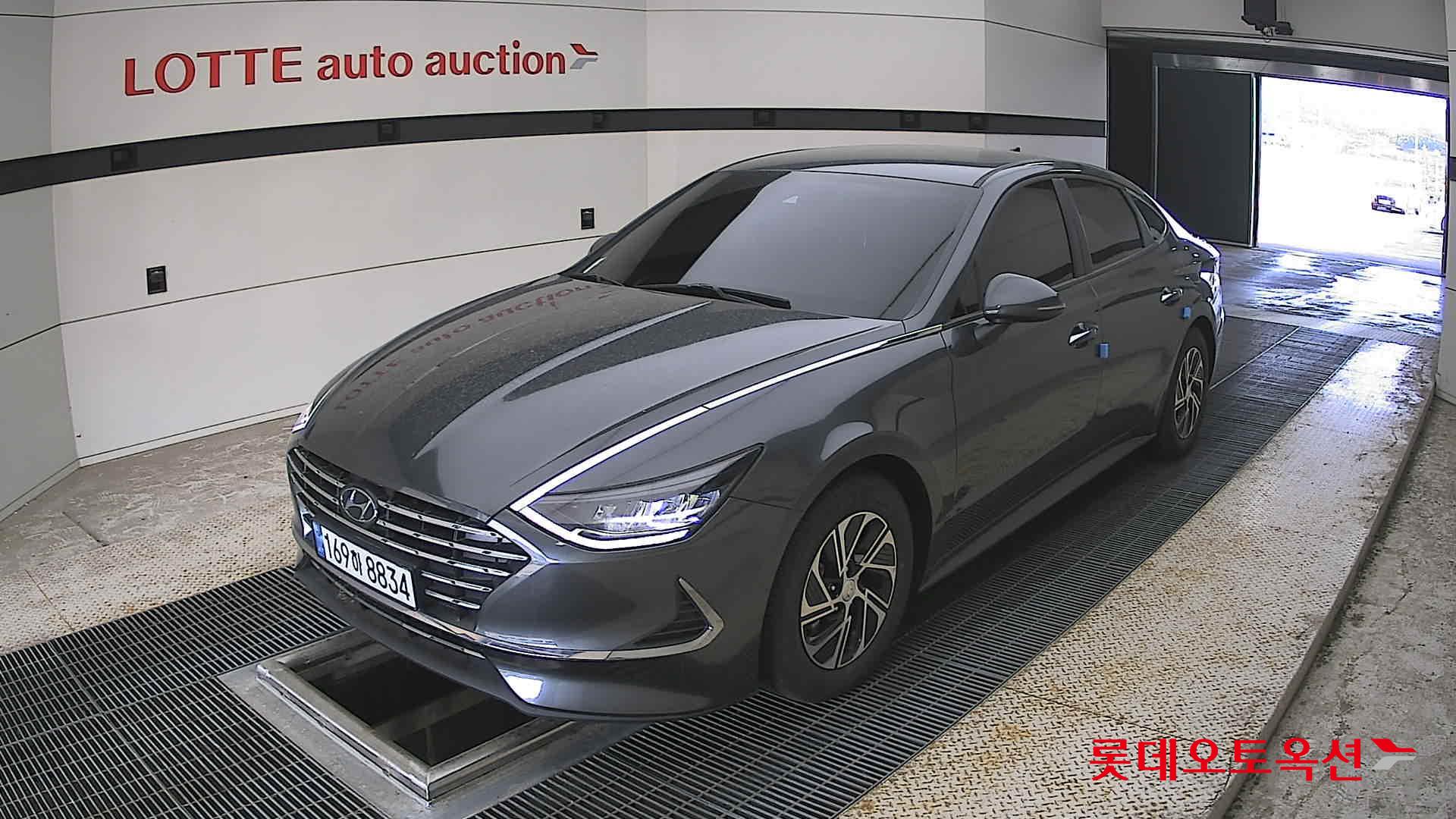 Hyundai Sonata - 3