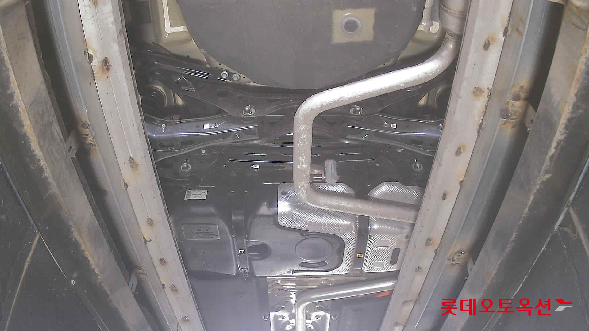 Hyundai Sonata - 2