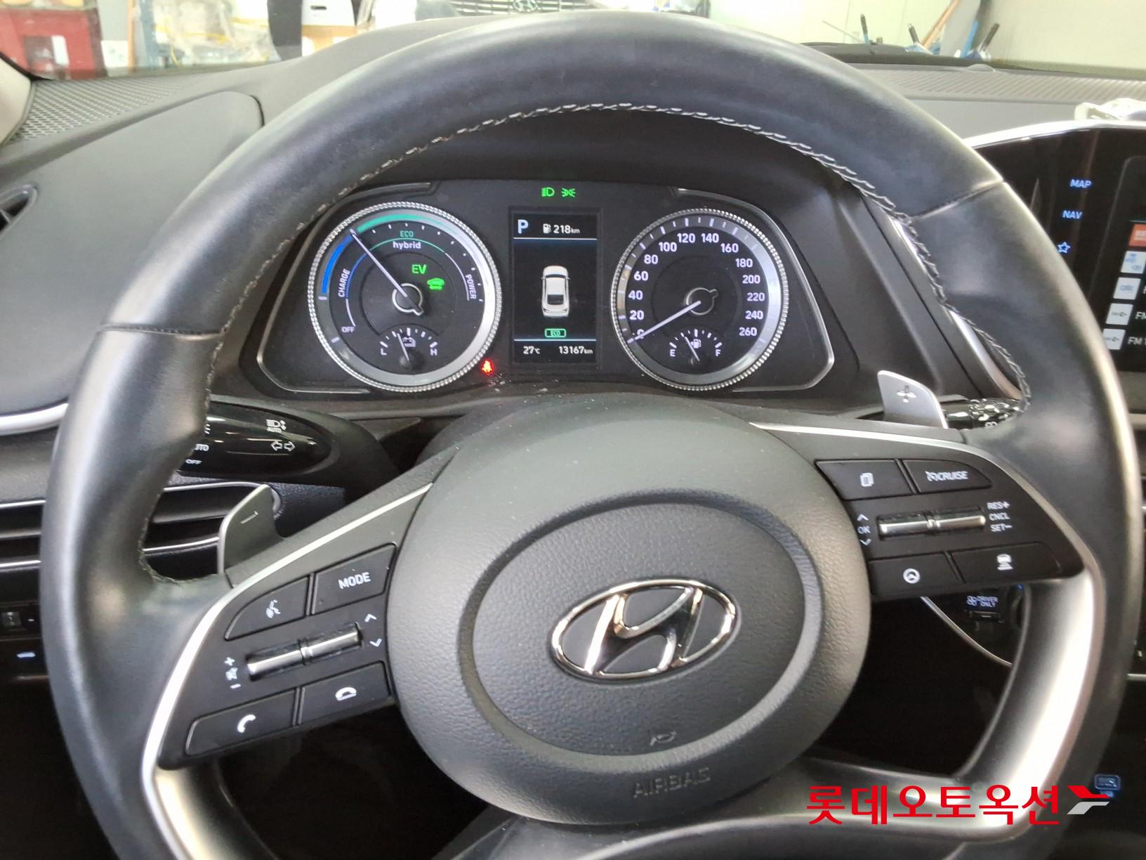 Hyundai Sonata - 30