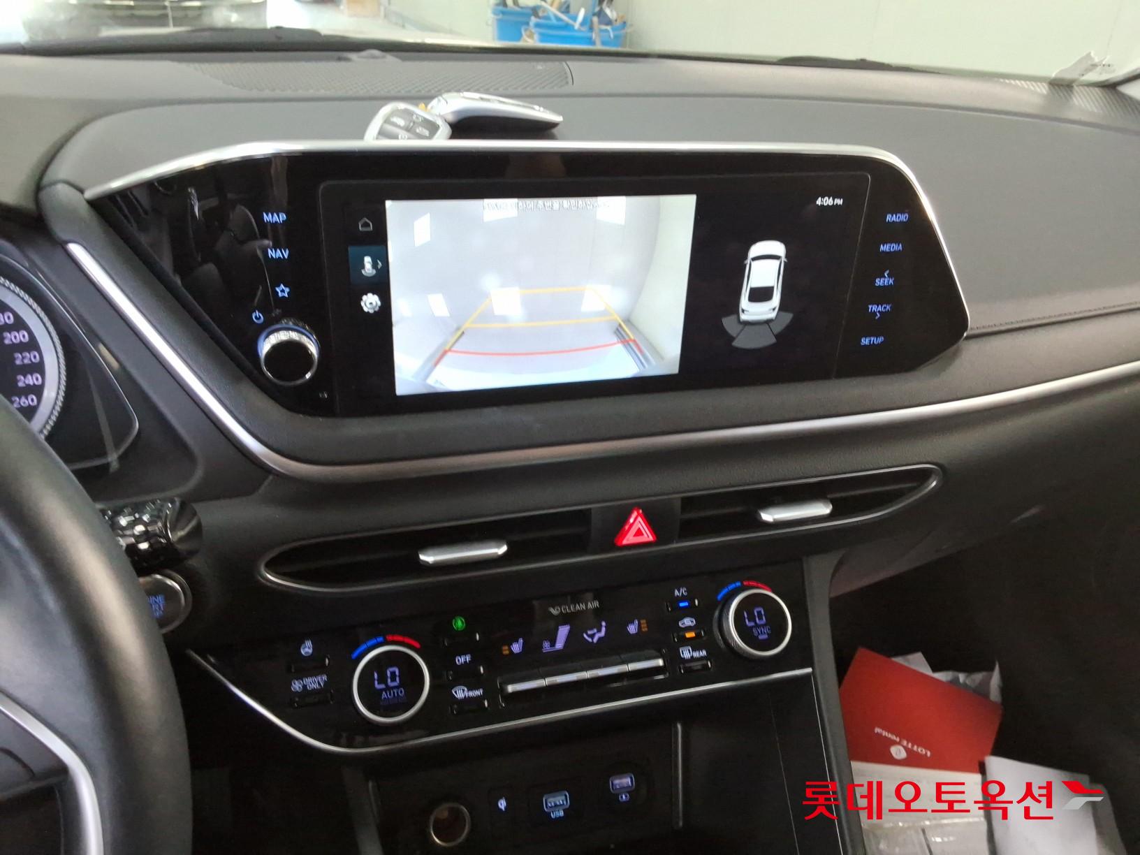Hyundai Sonata - 33