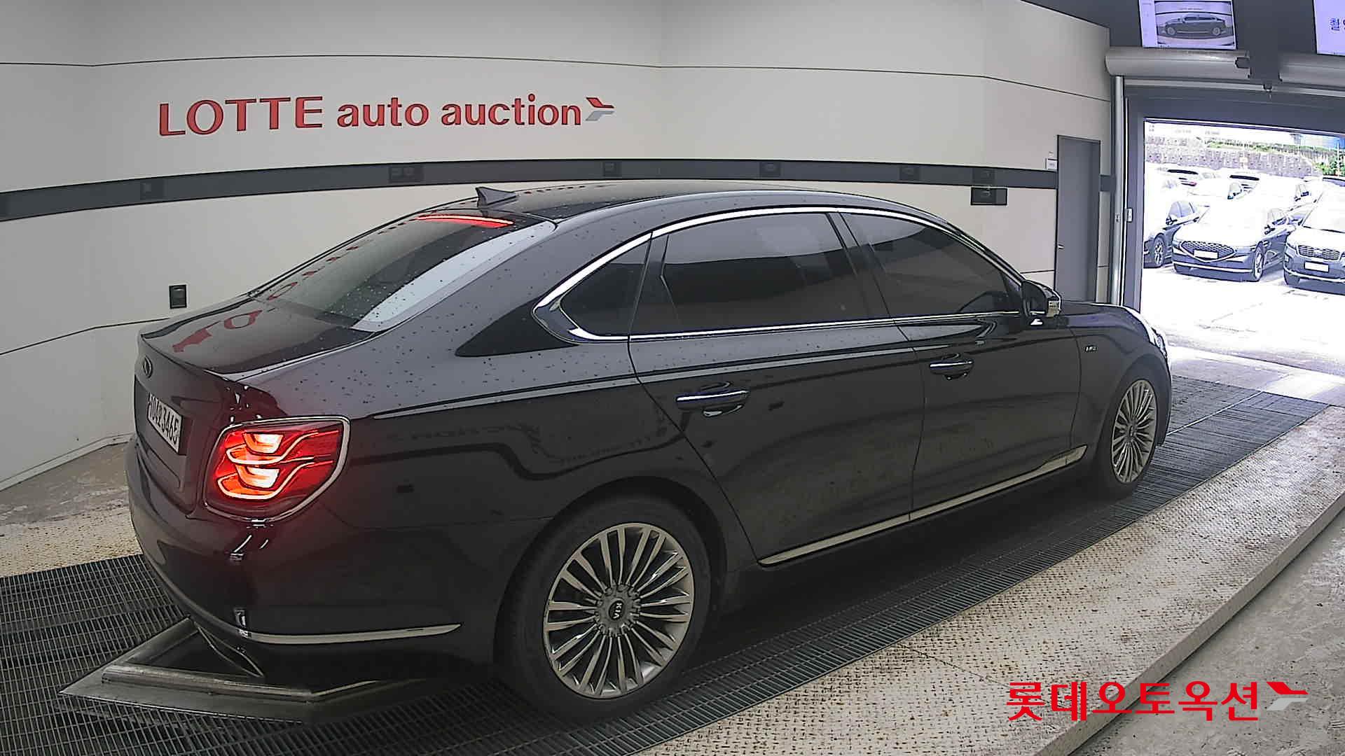 2021 - kia k9