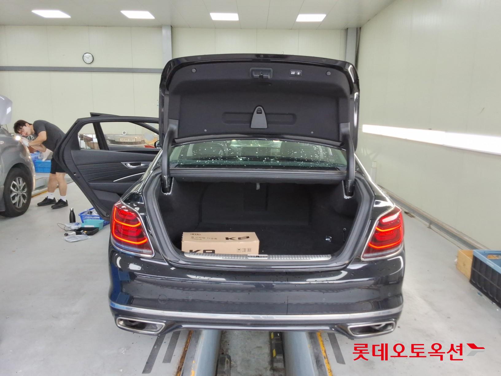 2021 - kia k9