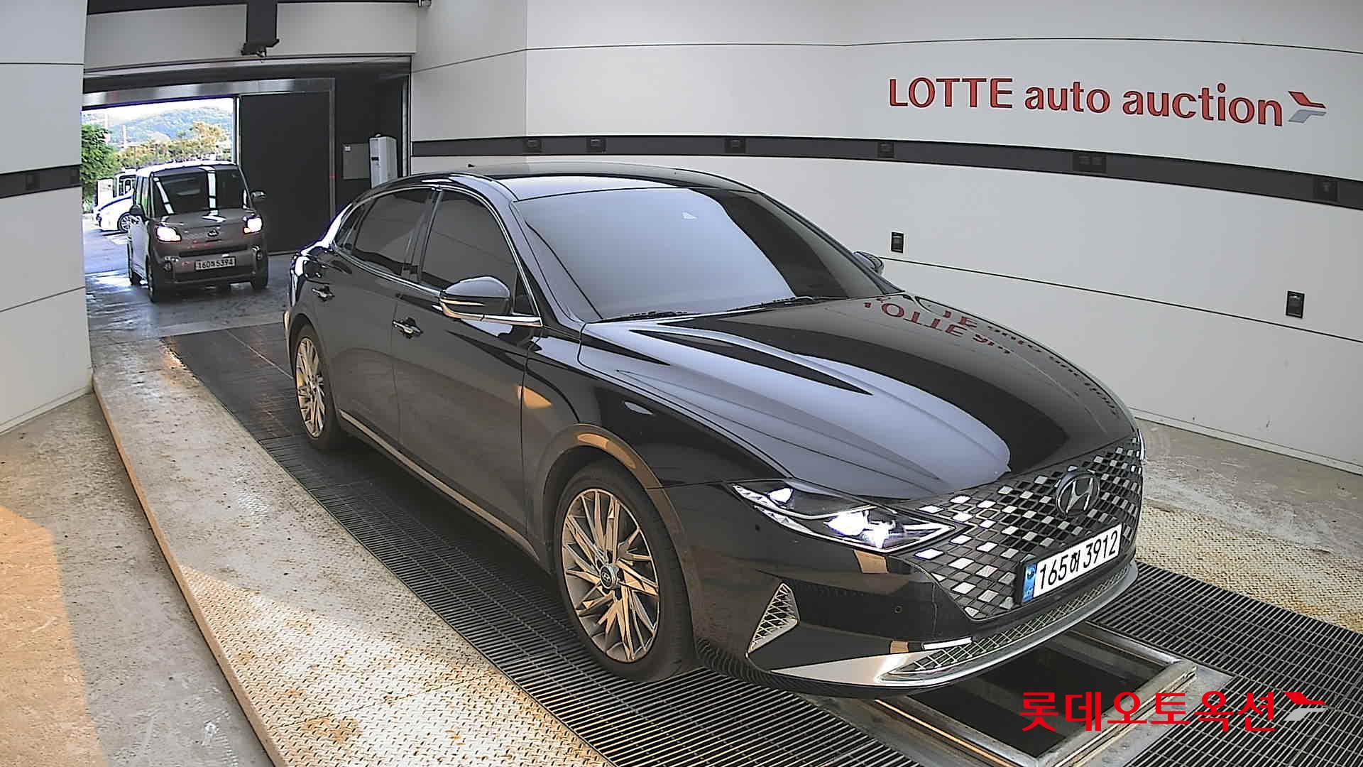 Hyundai Grandeur - 6