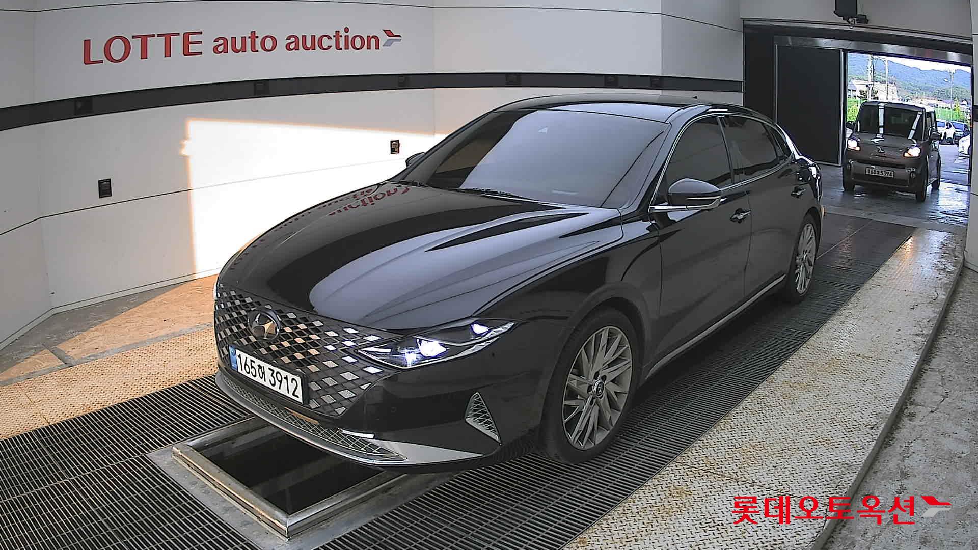 Hyundai Grandeur - 3