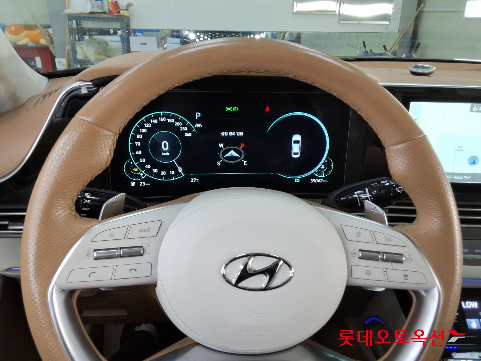 Hyundai Grandeur - 30