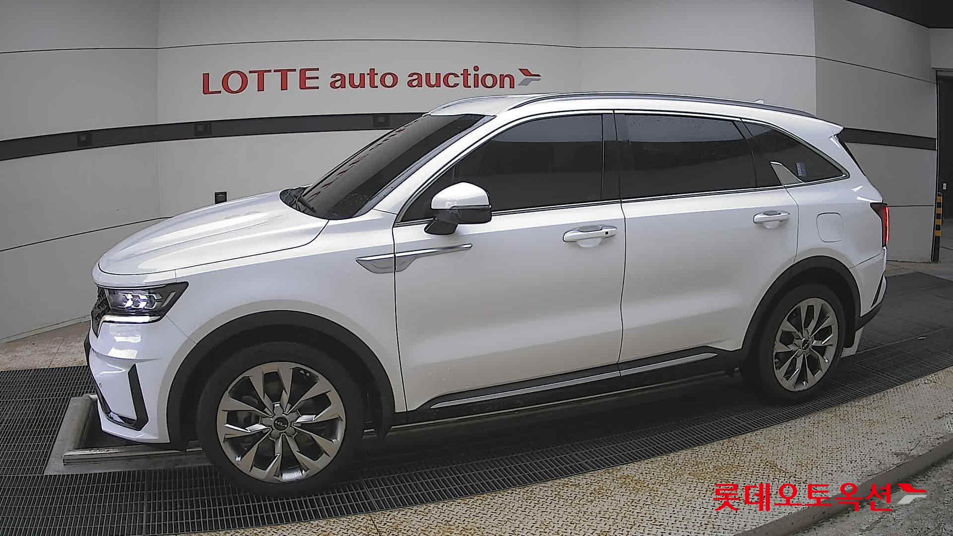 Kia Sorento - 12