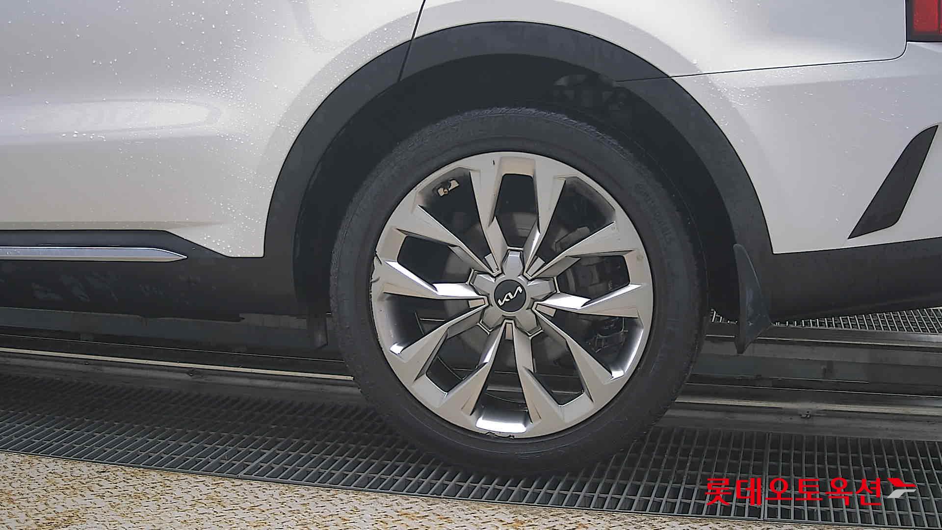 Kia Sorento - 26