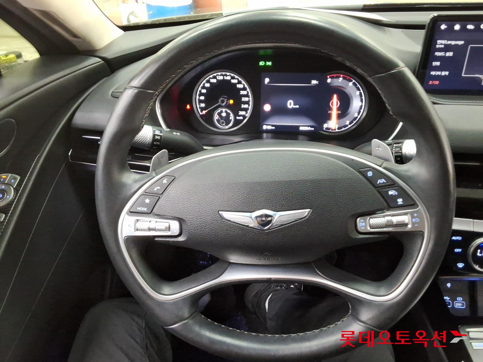 Genesis G80 - 30