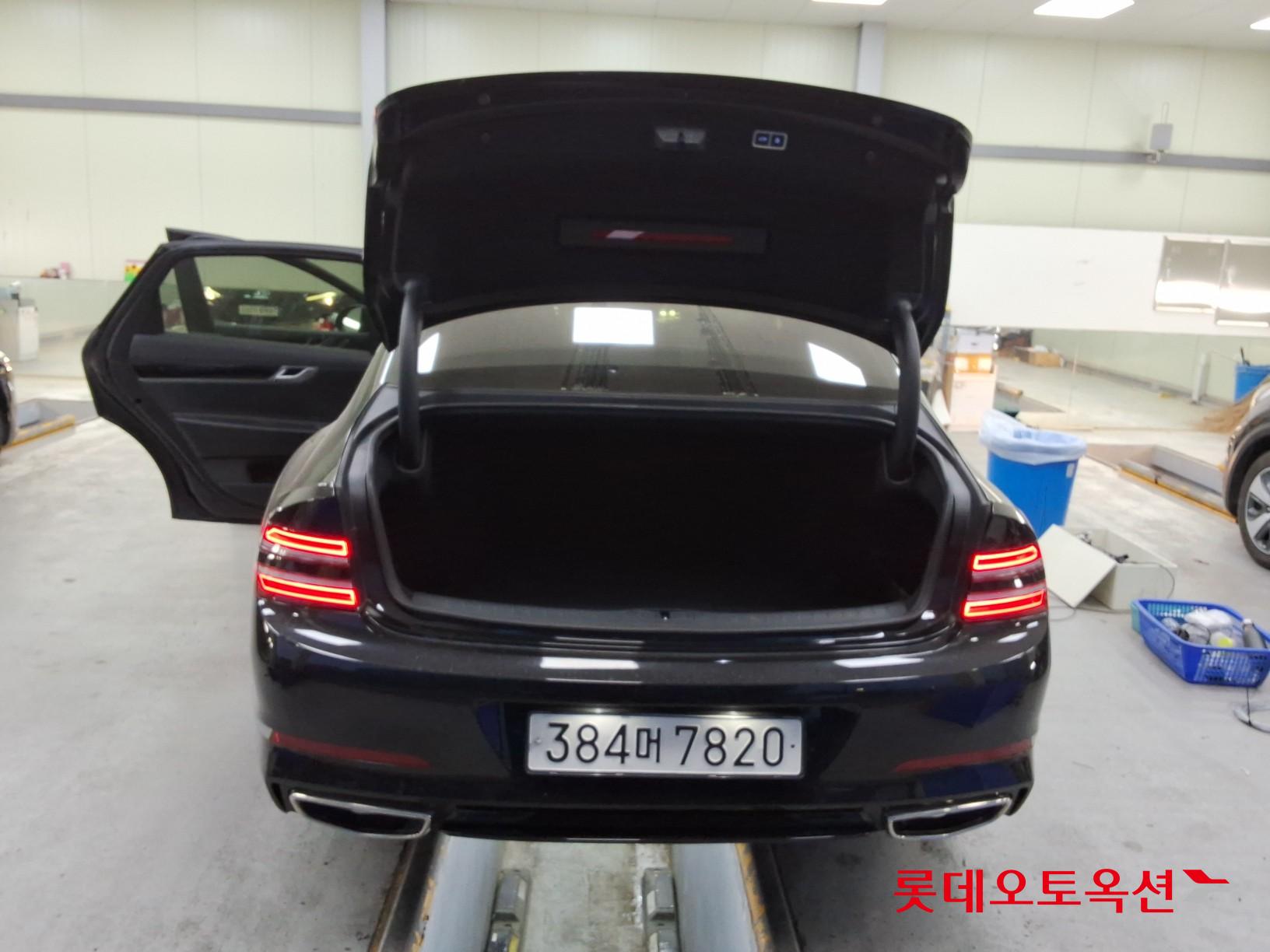 Genesis G80 - 9