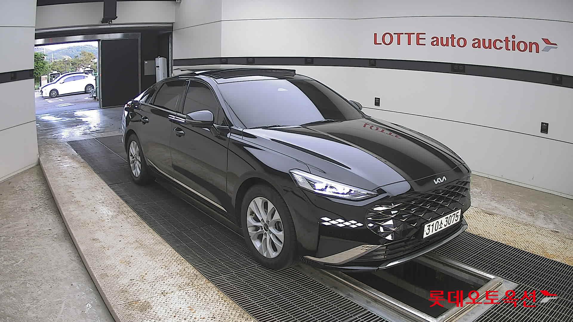 Kia K8 - 6