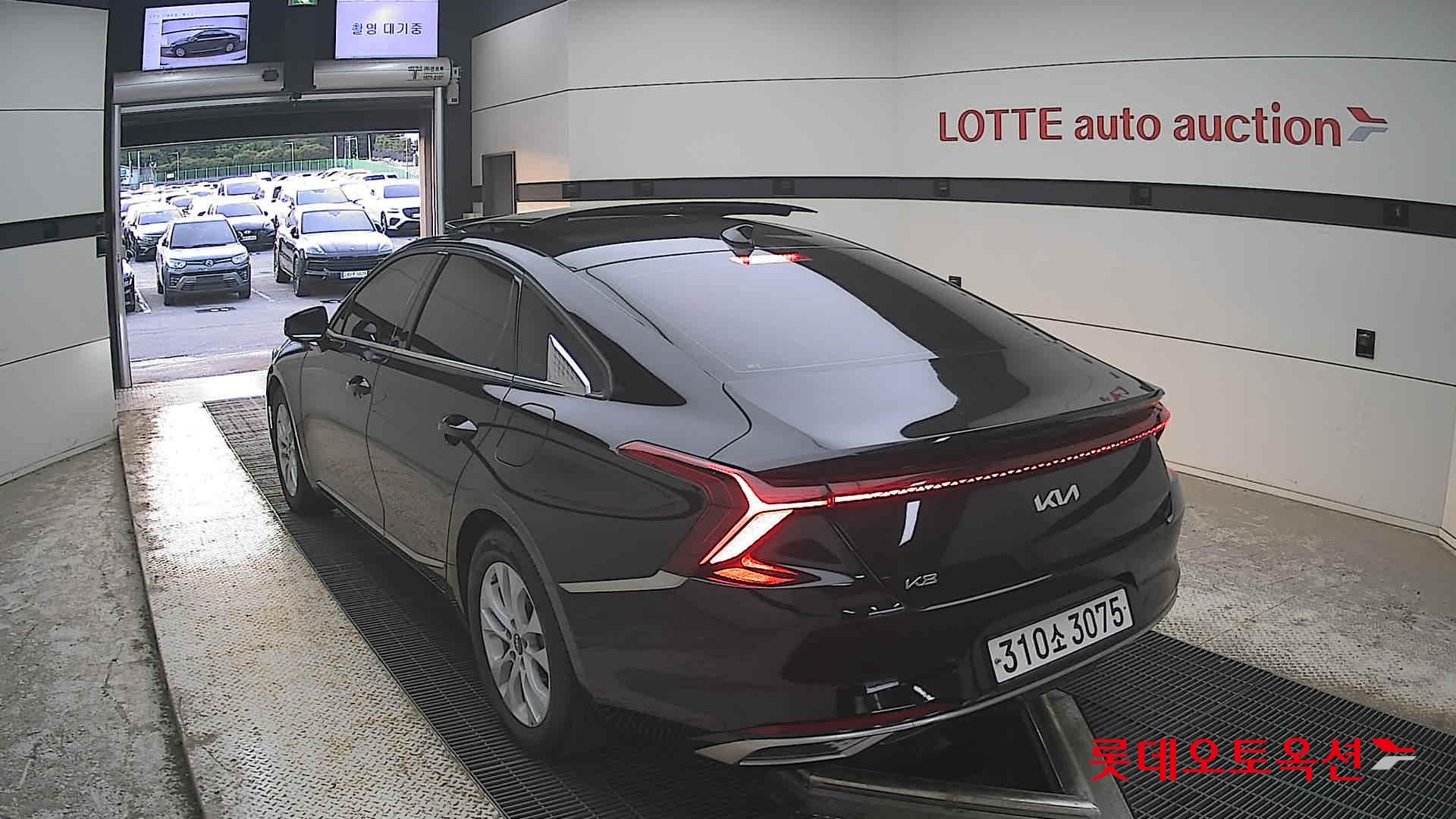 Kia K8 - 16