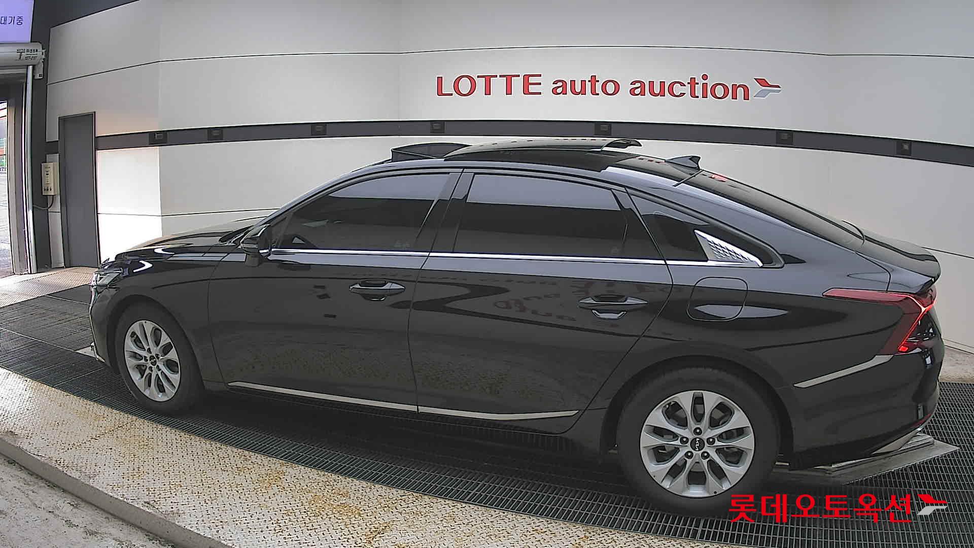 Kia K8 - 14
