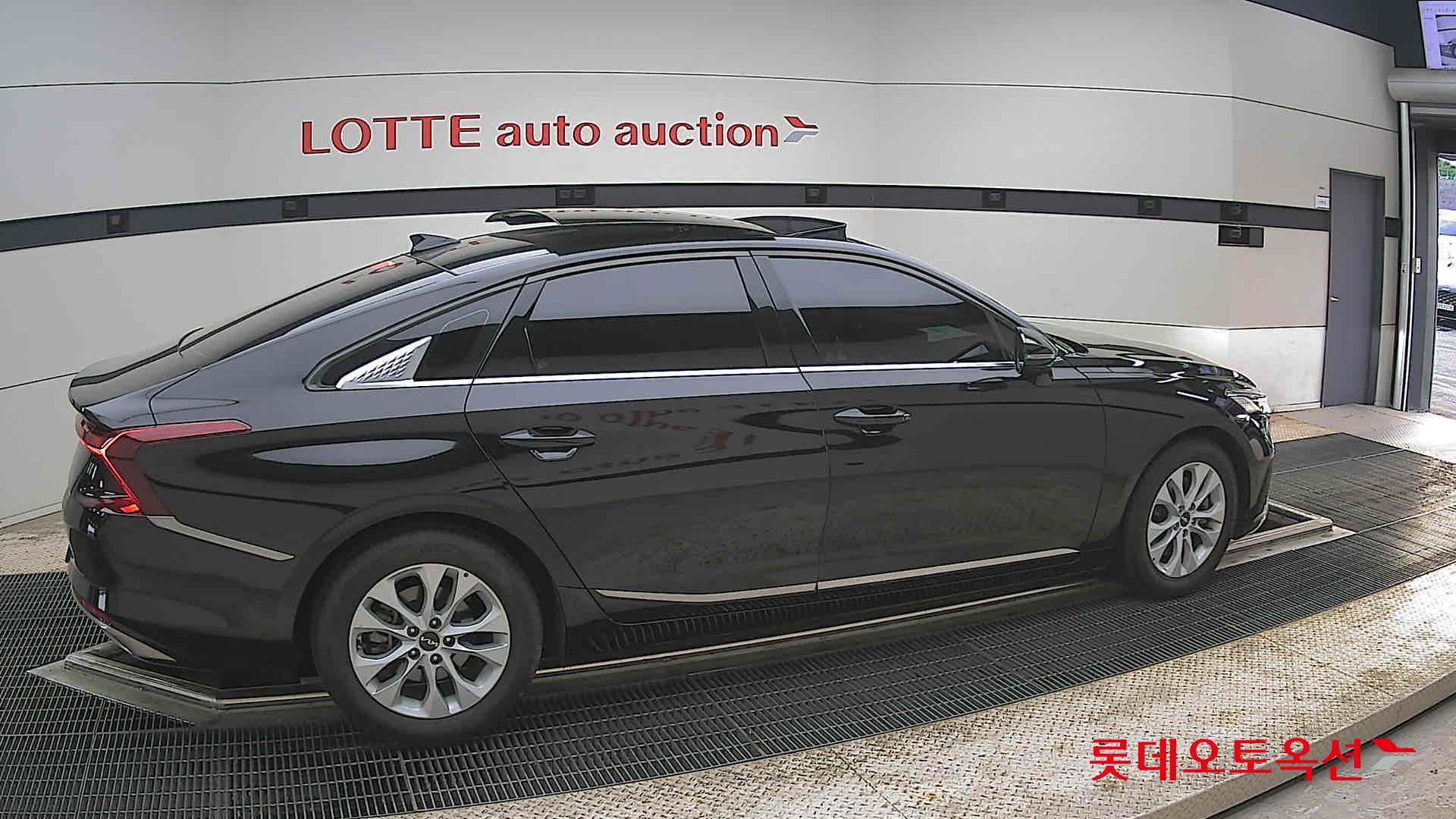 Kia K8 - 20