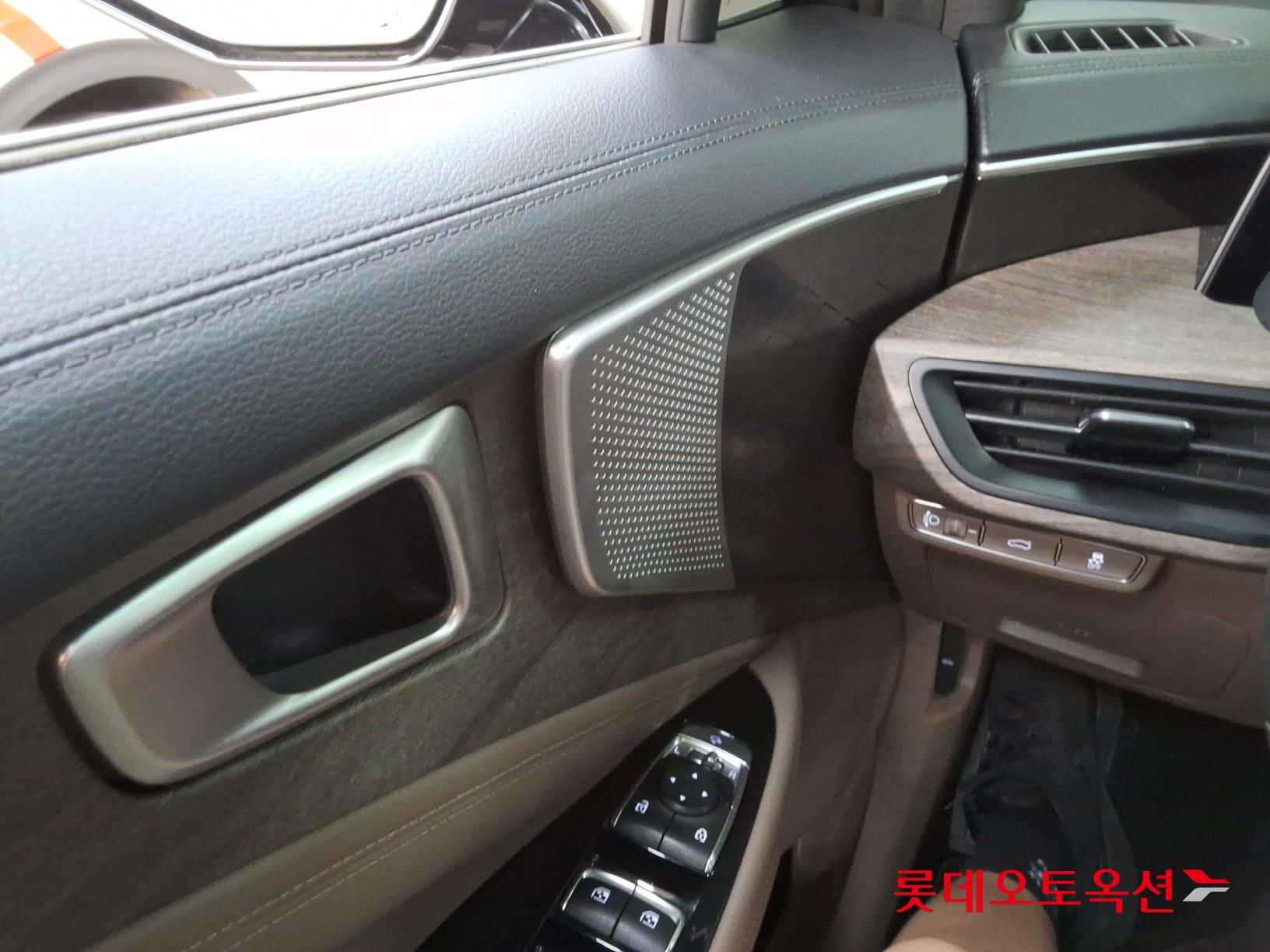 Kia K8 - 29