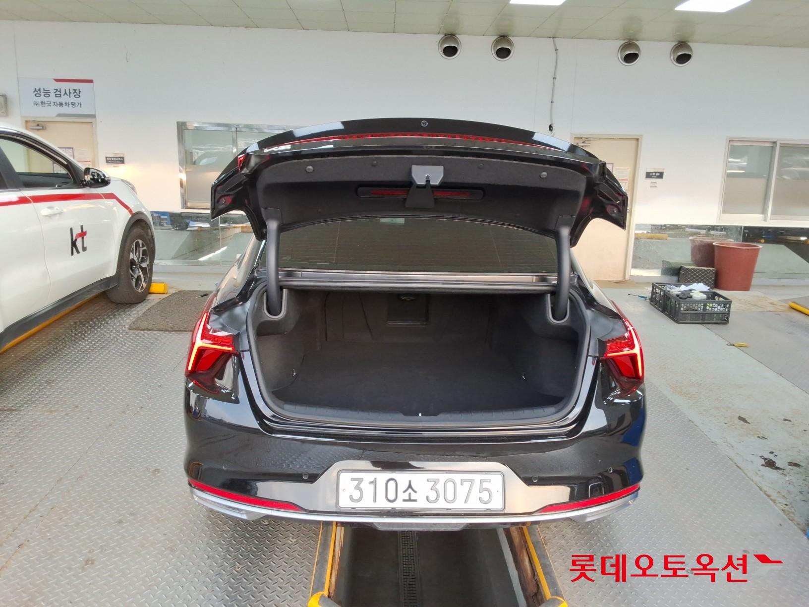 Kia K8 - 9