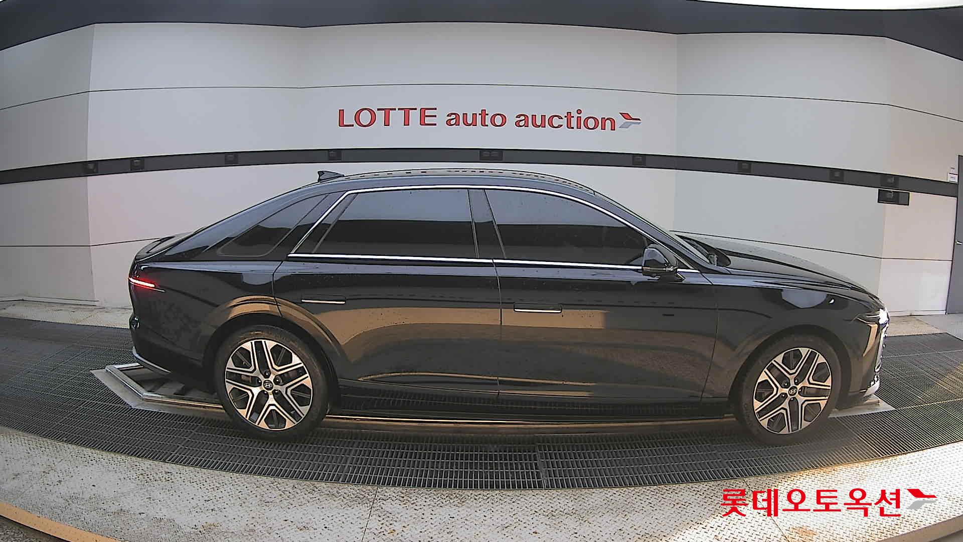 Hyundai Grandeur - 21