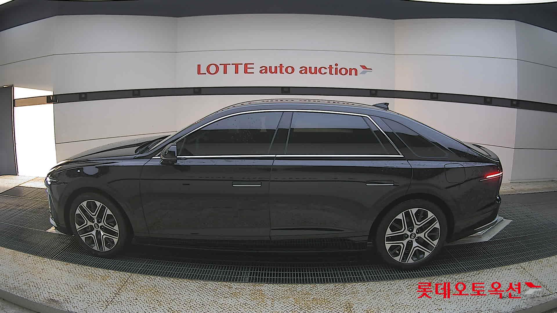 Hyundai Grandeur - 13