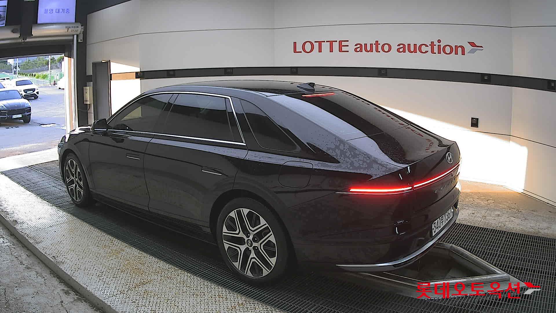 Hyundai Grandeur - 15