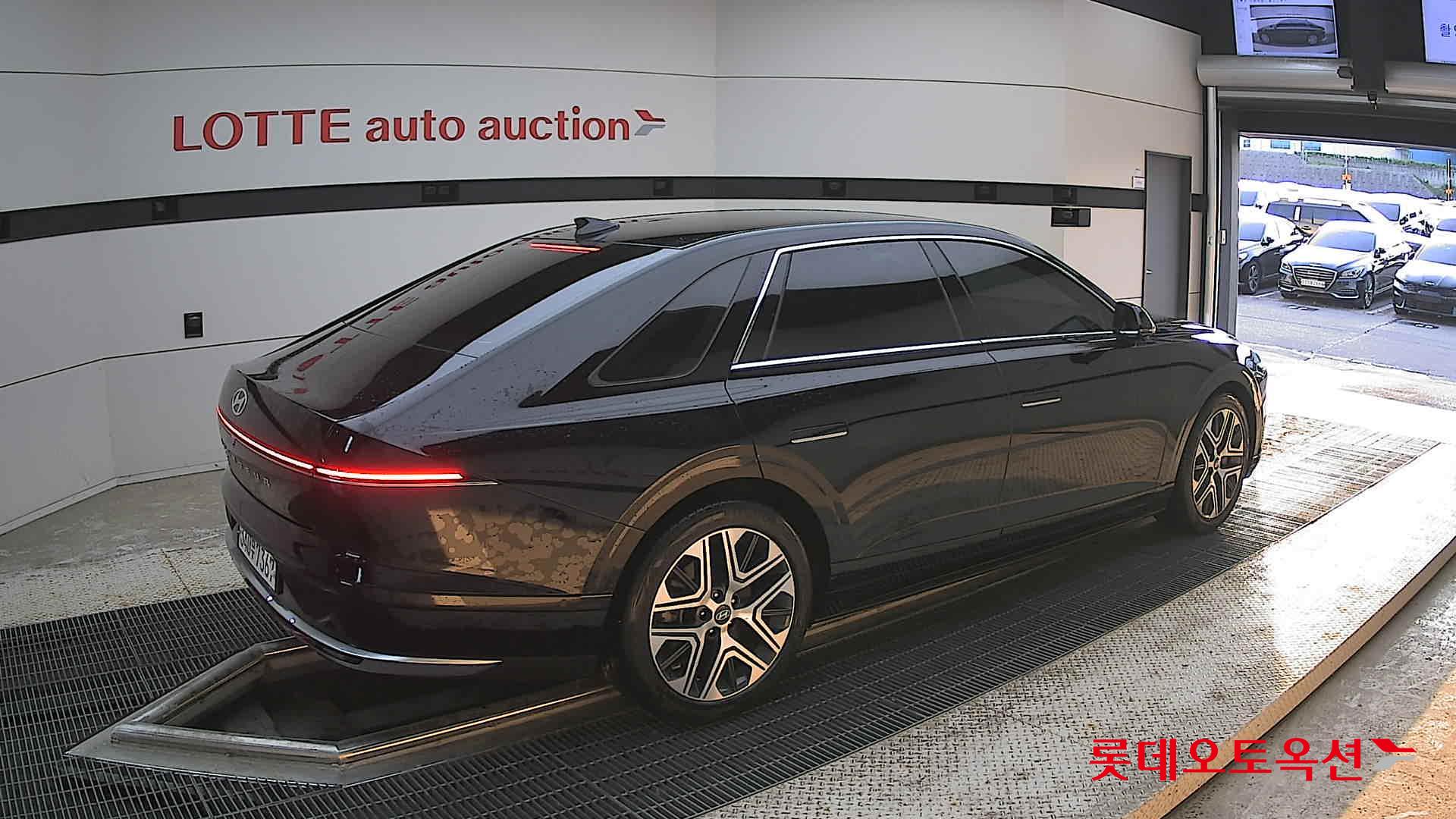 Hyundai Grandeur - 19