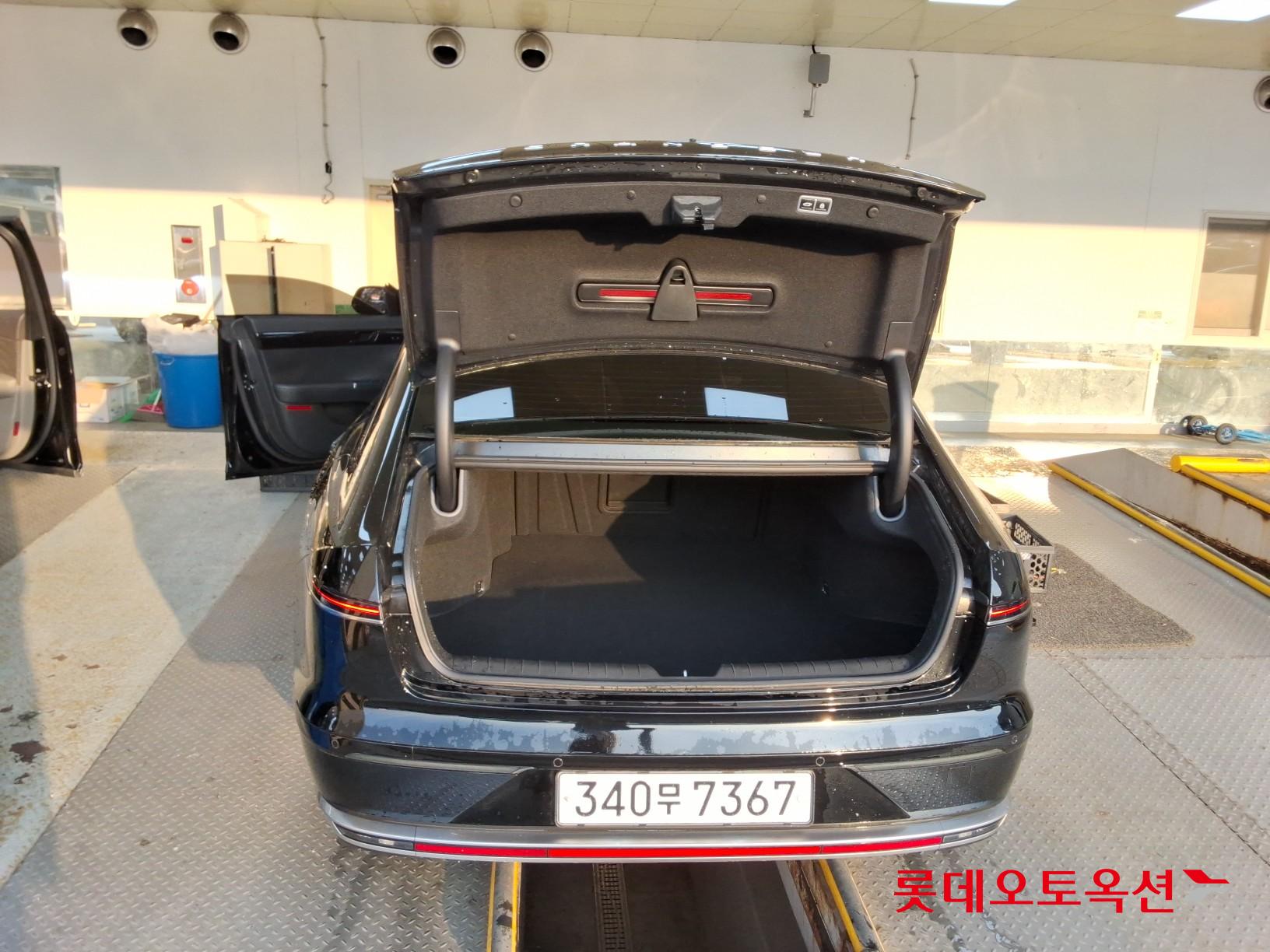 Hyundai Grandeur - 9