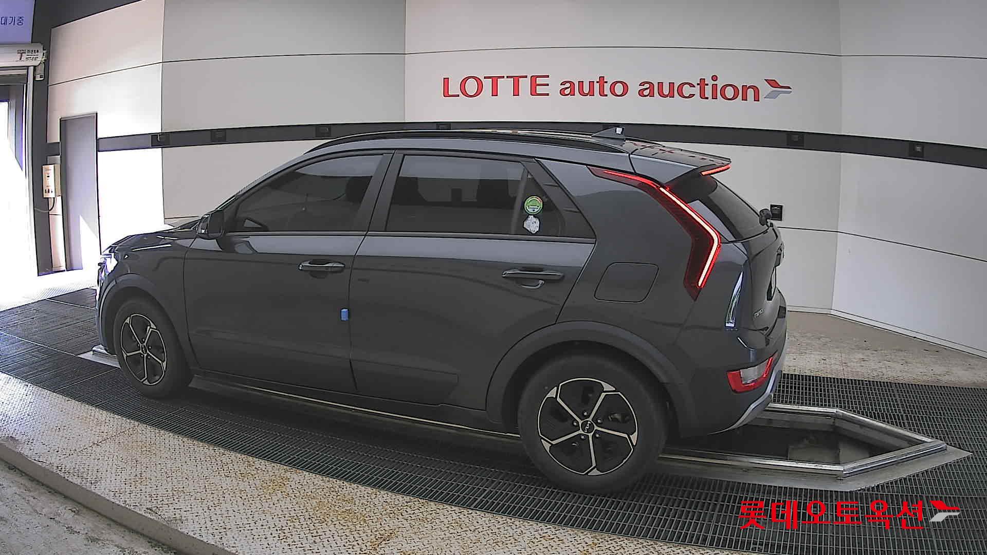 Kia Niro - 14
