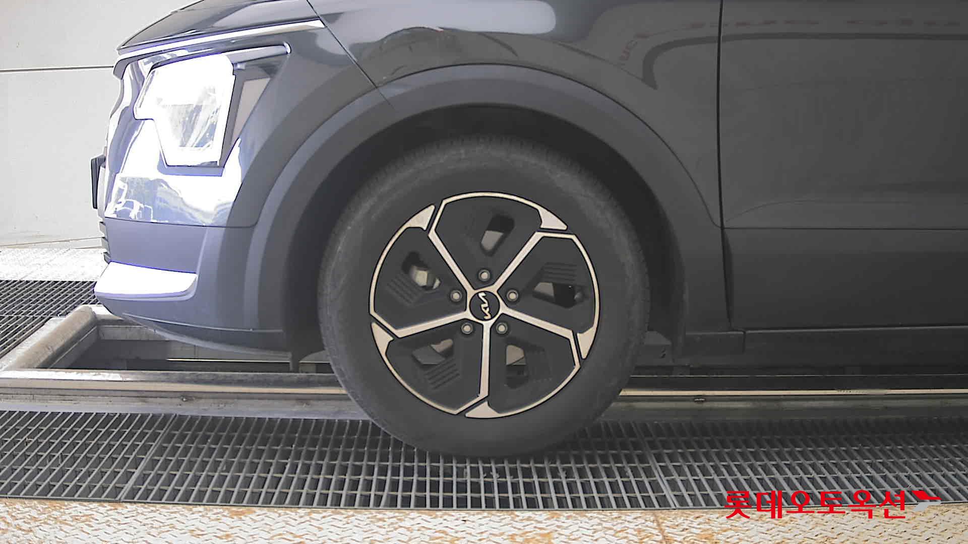 Kia Niro - 25