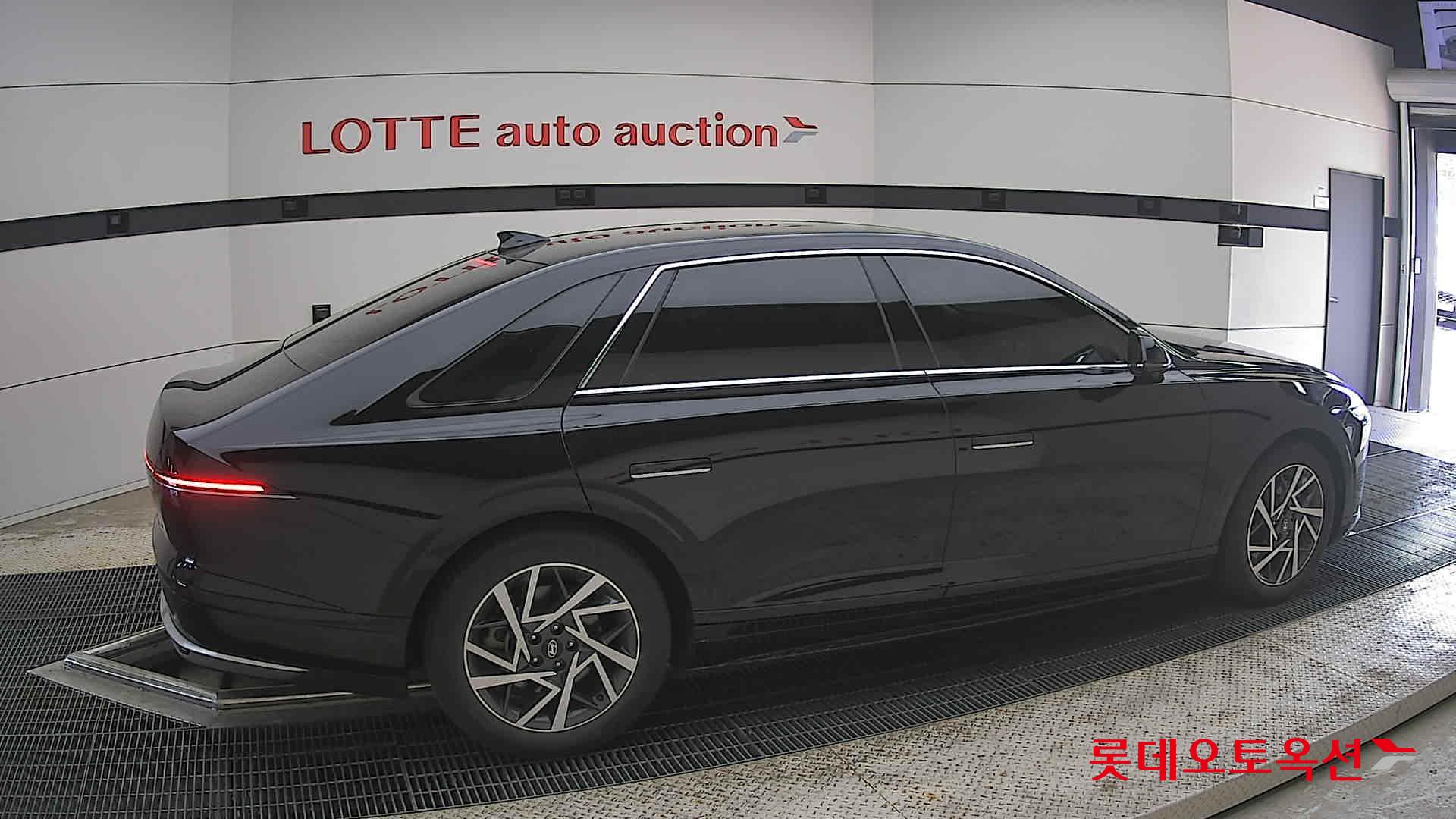 Hyundai Grandeur - 20