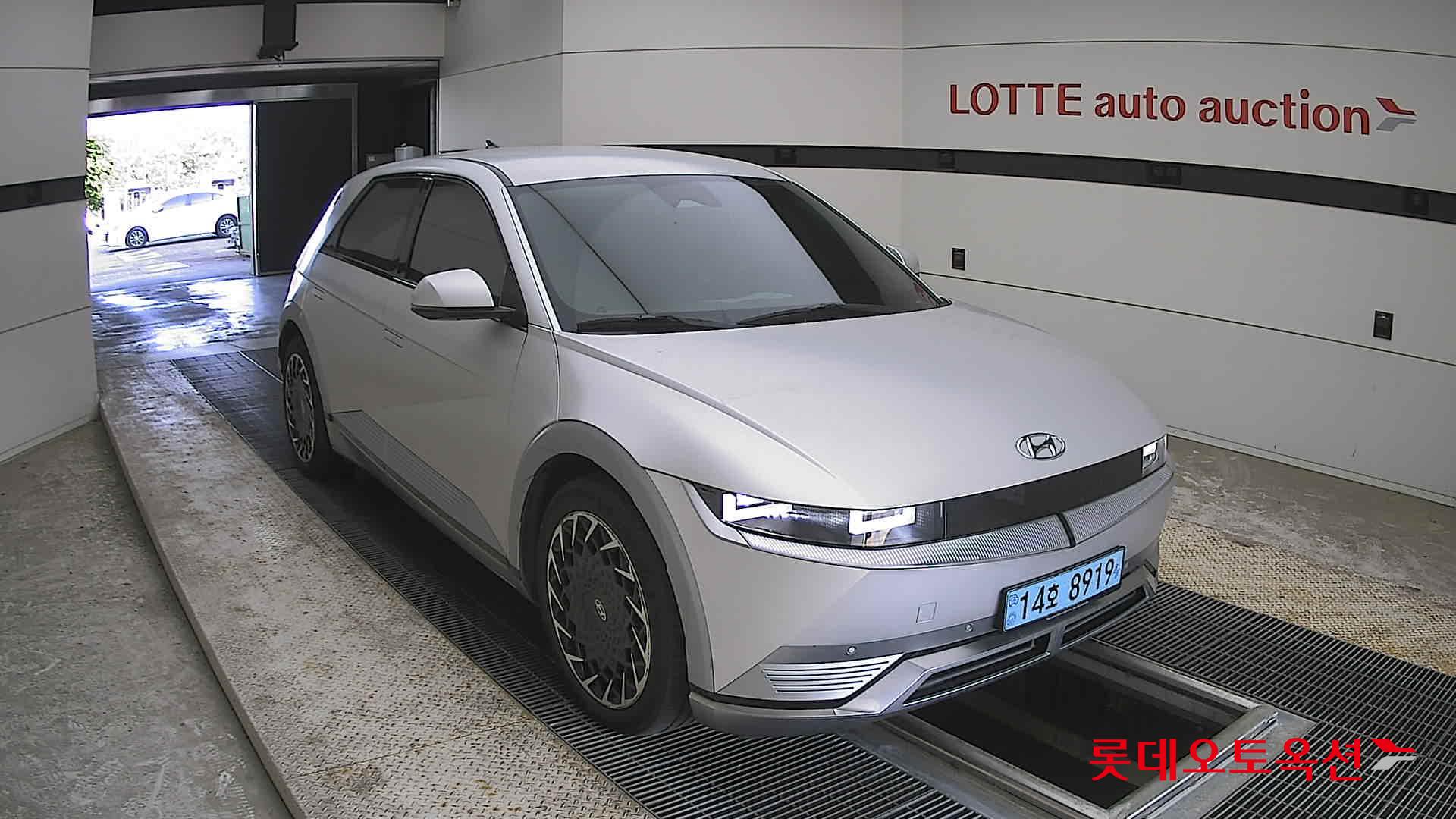 Hyundai Ioniq 5 - 6