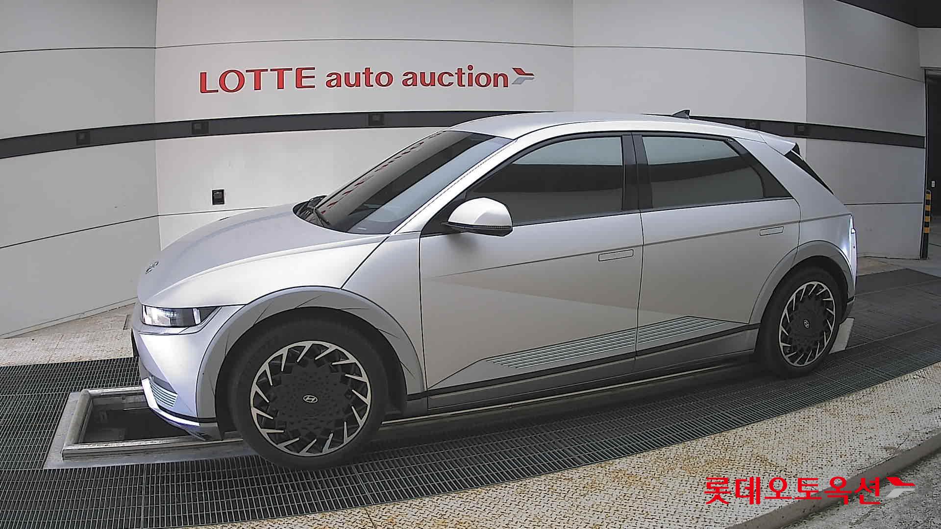 Hyundai Ioniq 5 - 12